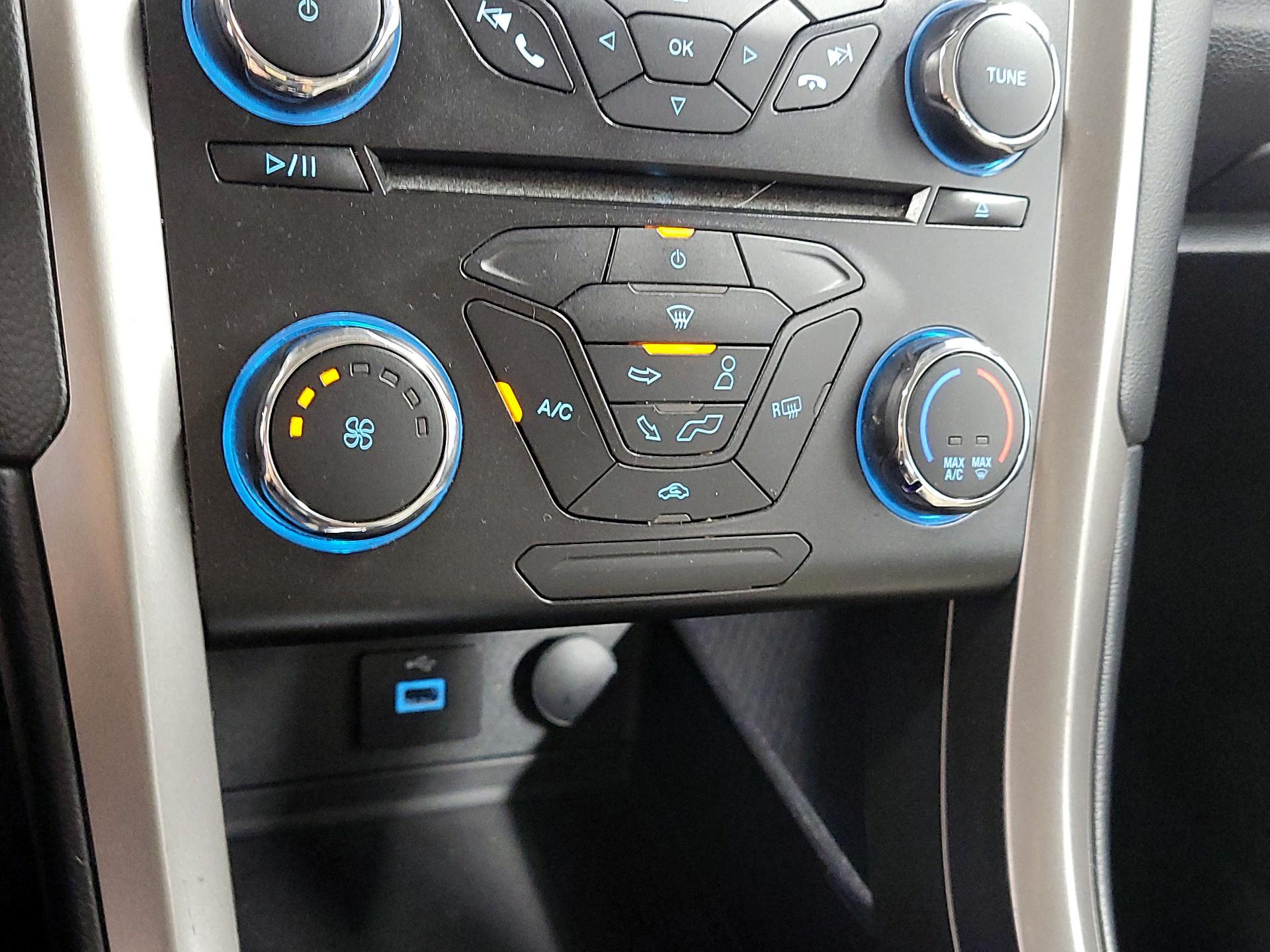 Thumbnail: 2018 Ford Fusion - 14