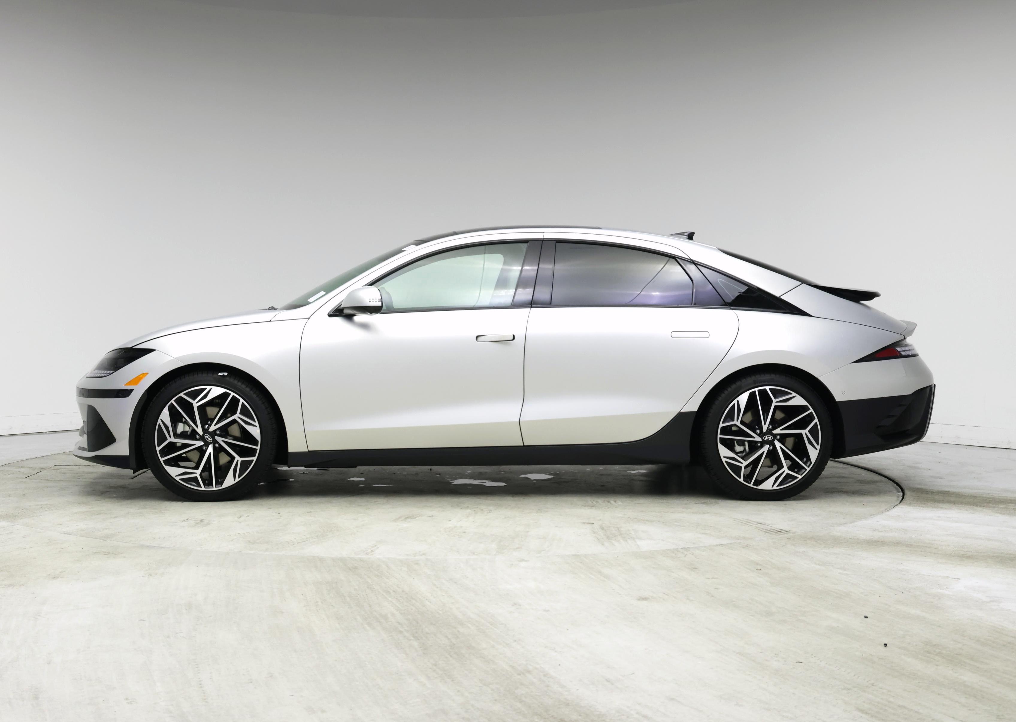 Thumbnail: 2025 Hyundai Ioniq 6 - 3