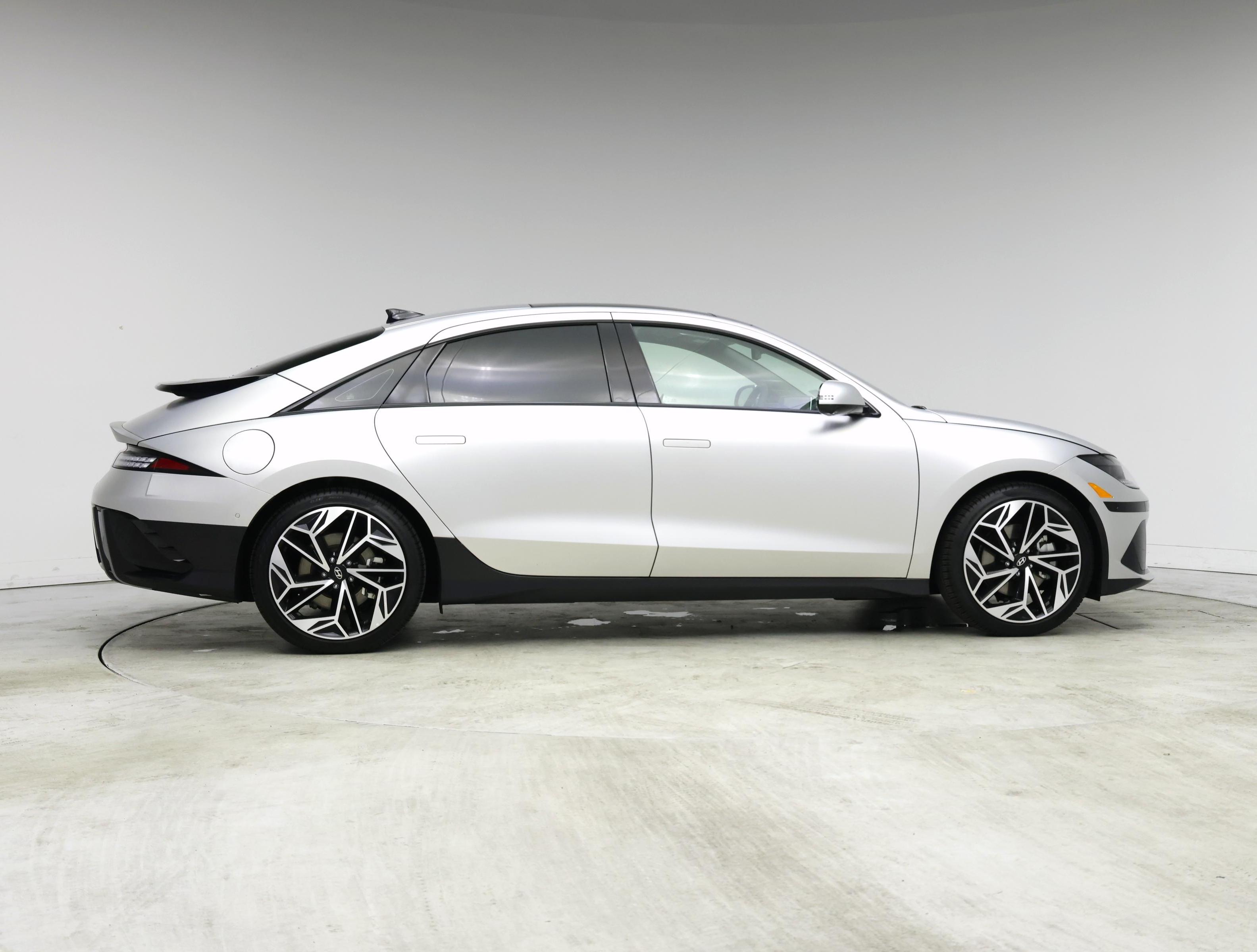 Thumbnail: 2025 Hyundai Ioniq 6 - 7