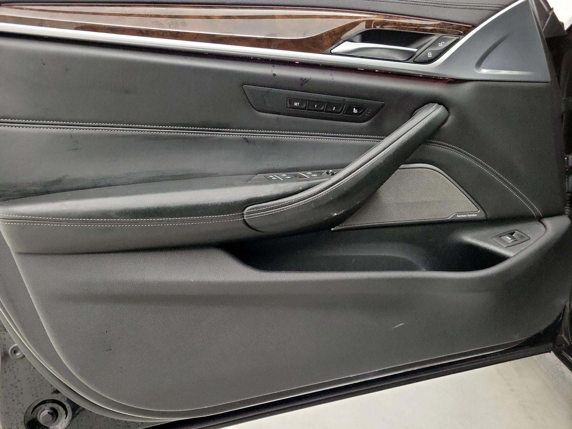 Thumbnail: 2019 BMW 5 Series - 12