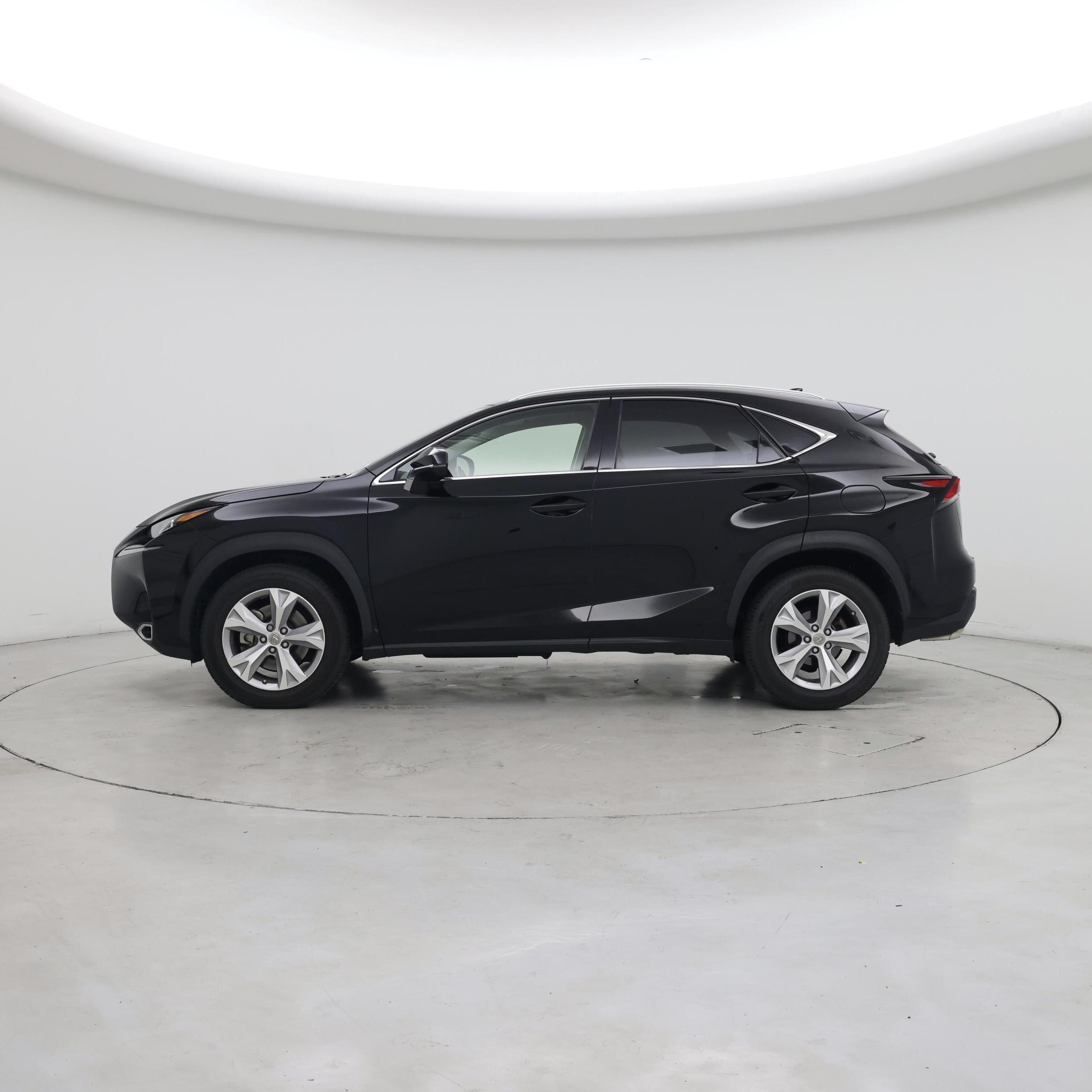 Thumbnail: 2017 Lexus NX - 3