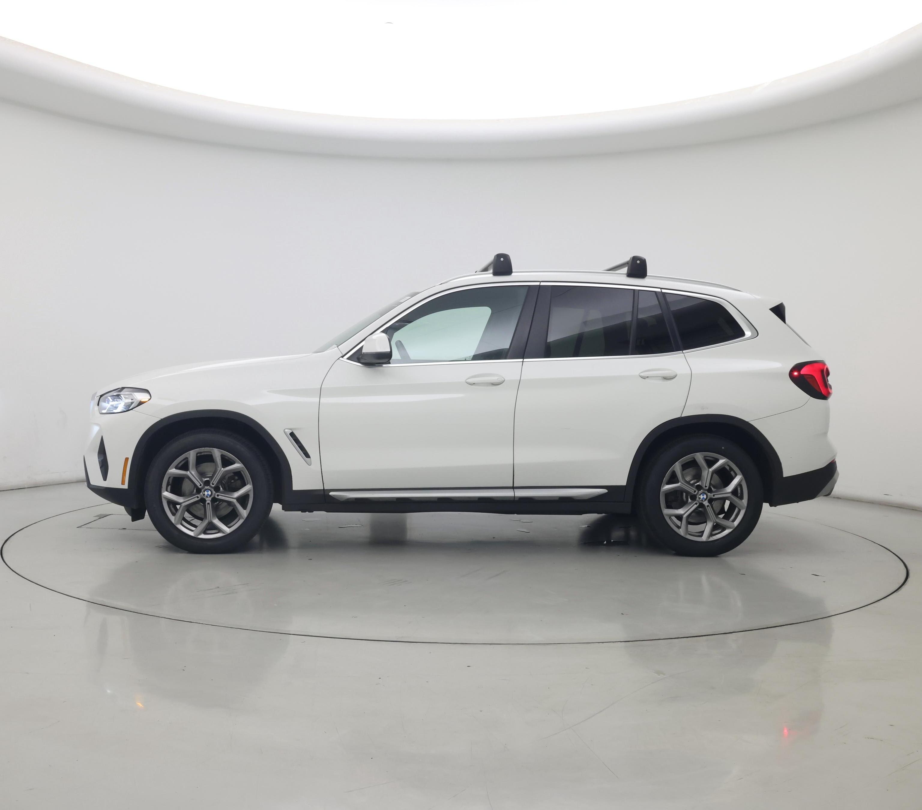 Thumbnail: 2023 BMW X3 - 3