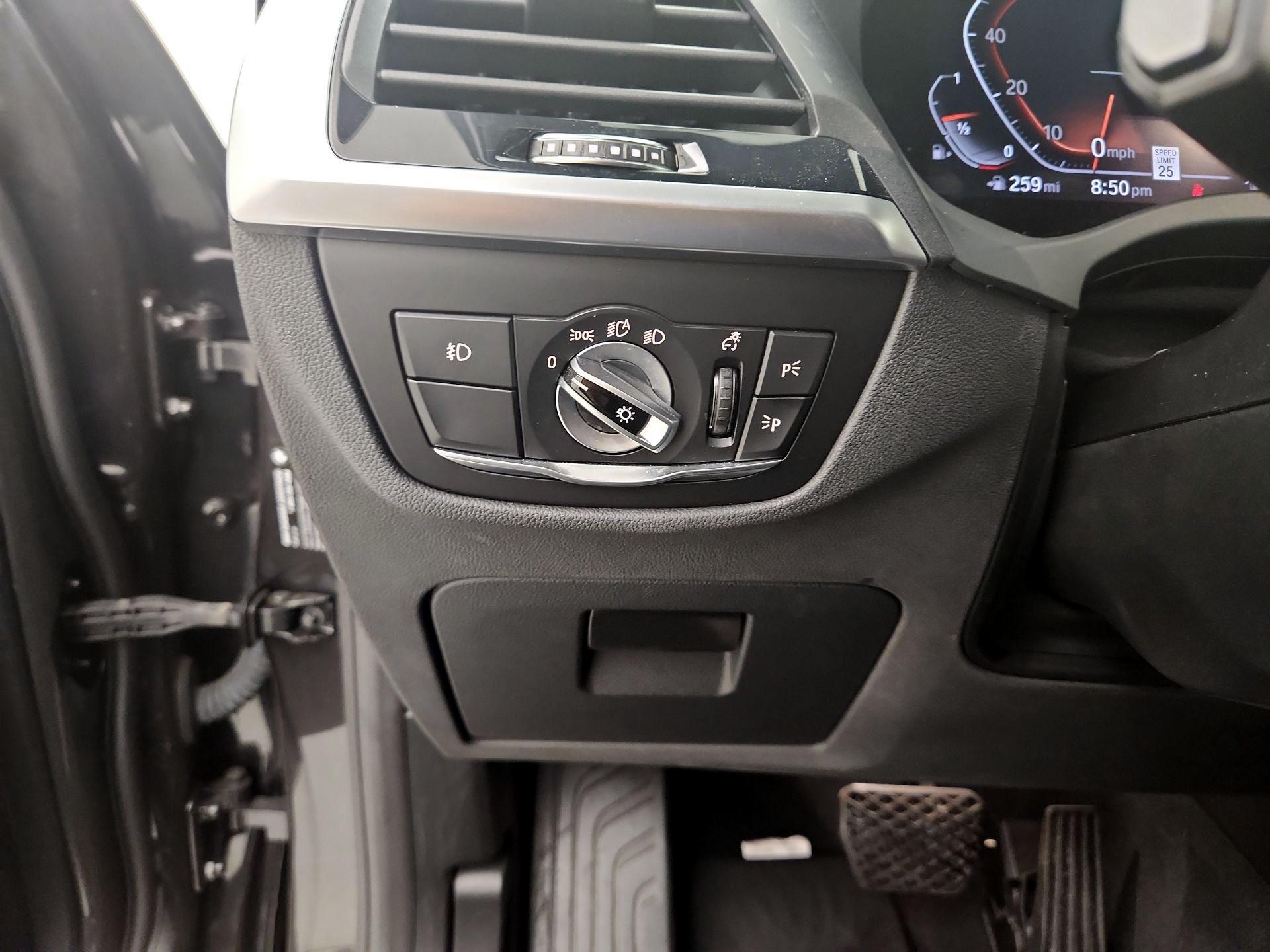 Thumbnail: 2021 BMW X4 - 13