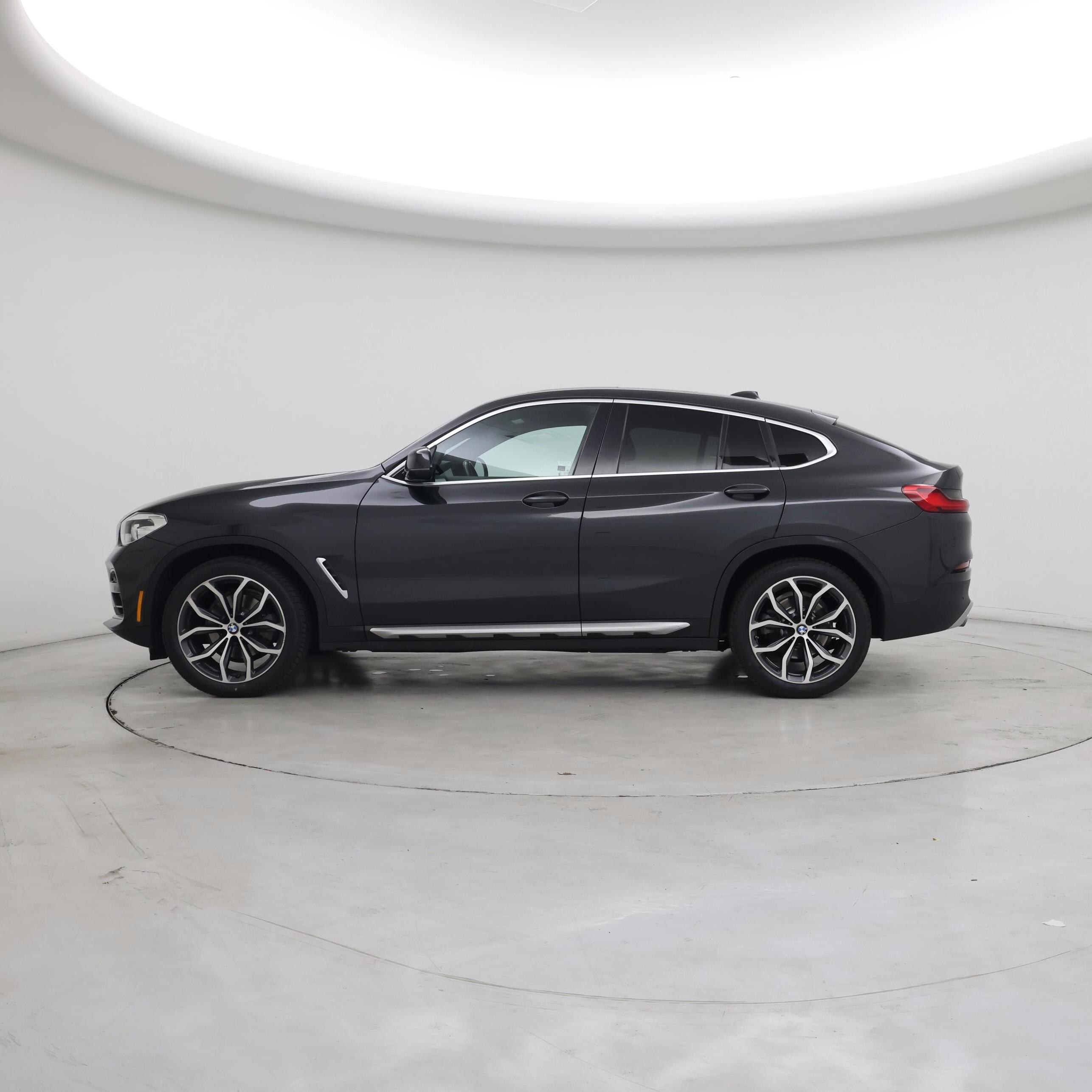 Thumbnail: 2021 BMW X4 - 3