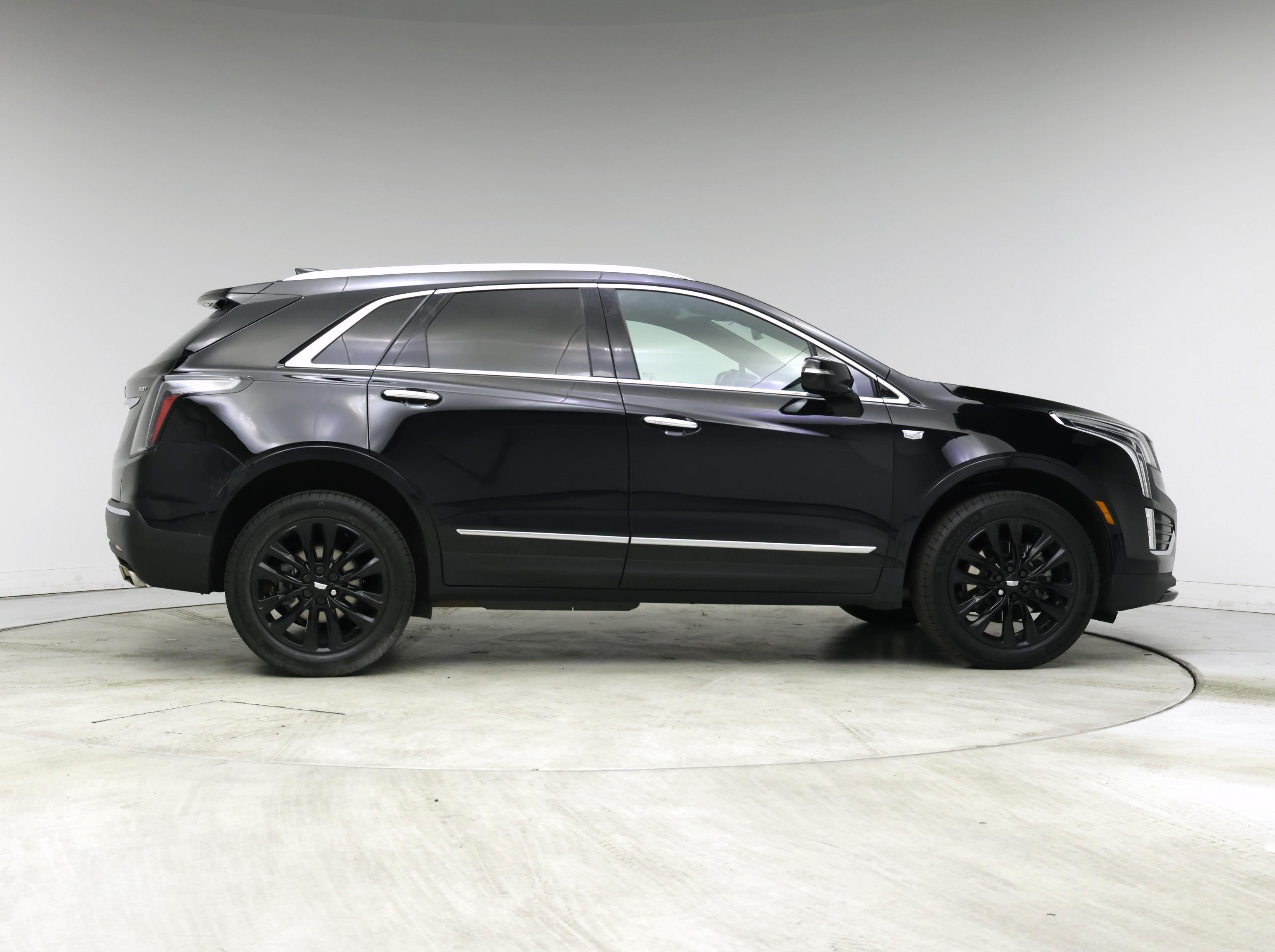 Thumbnail: 2022 Cadillac XT5 - 7