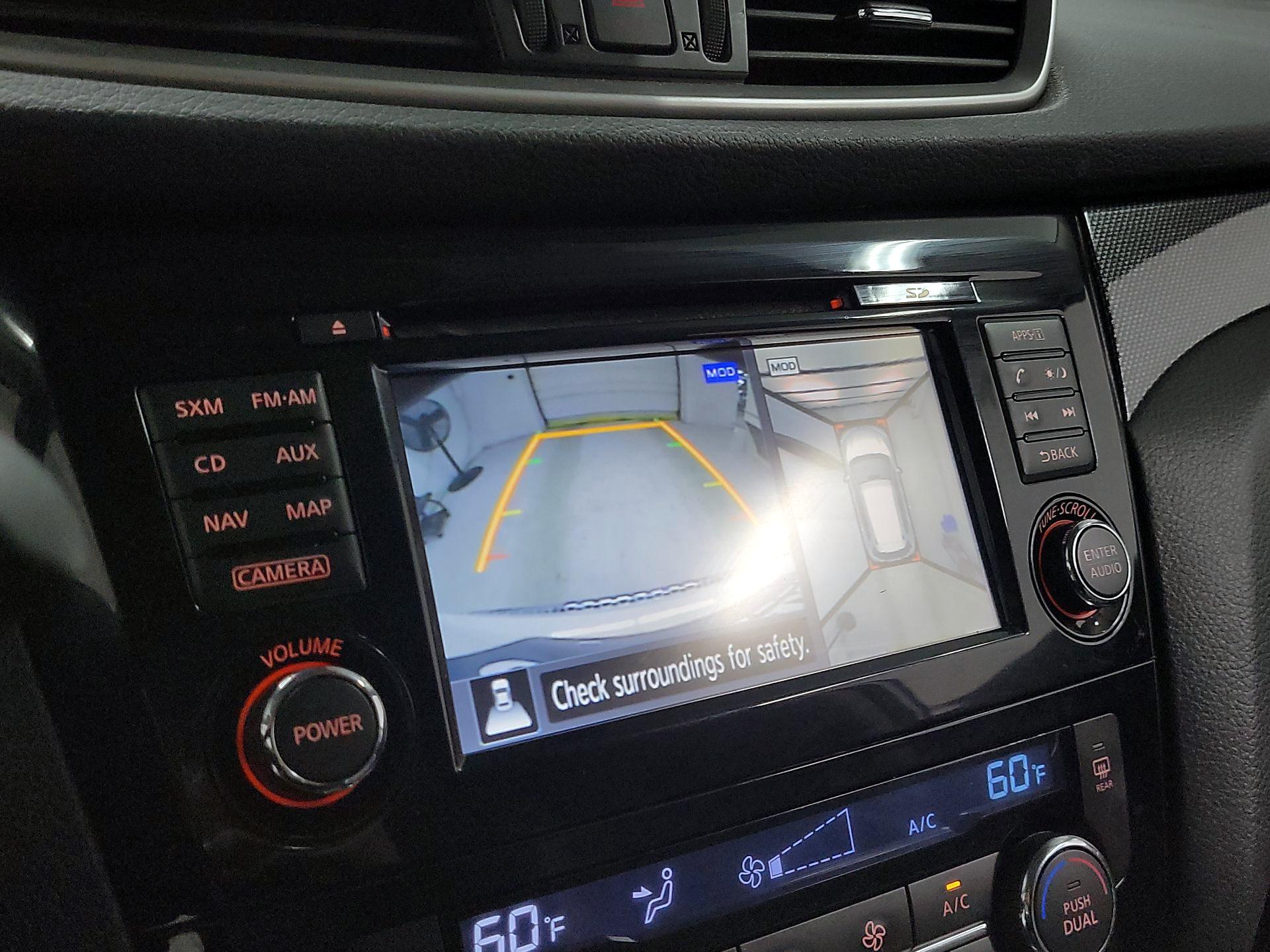 Thumbnail: 2015 Nissan Rogue - 14