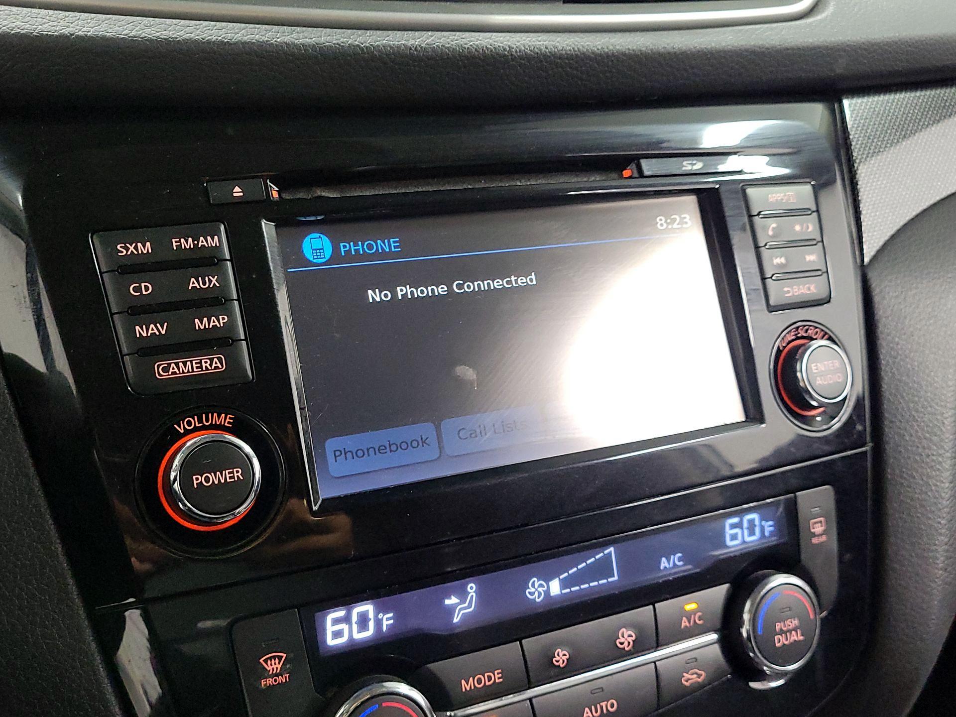 Thumbnail: 2015 Nissan Rogue - 15