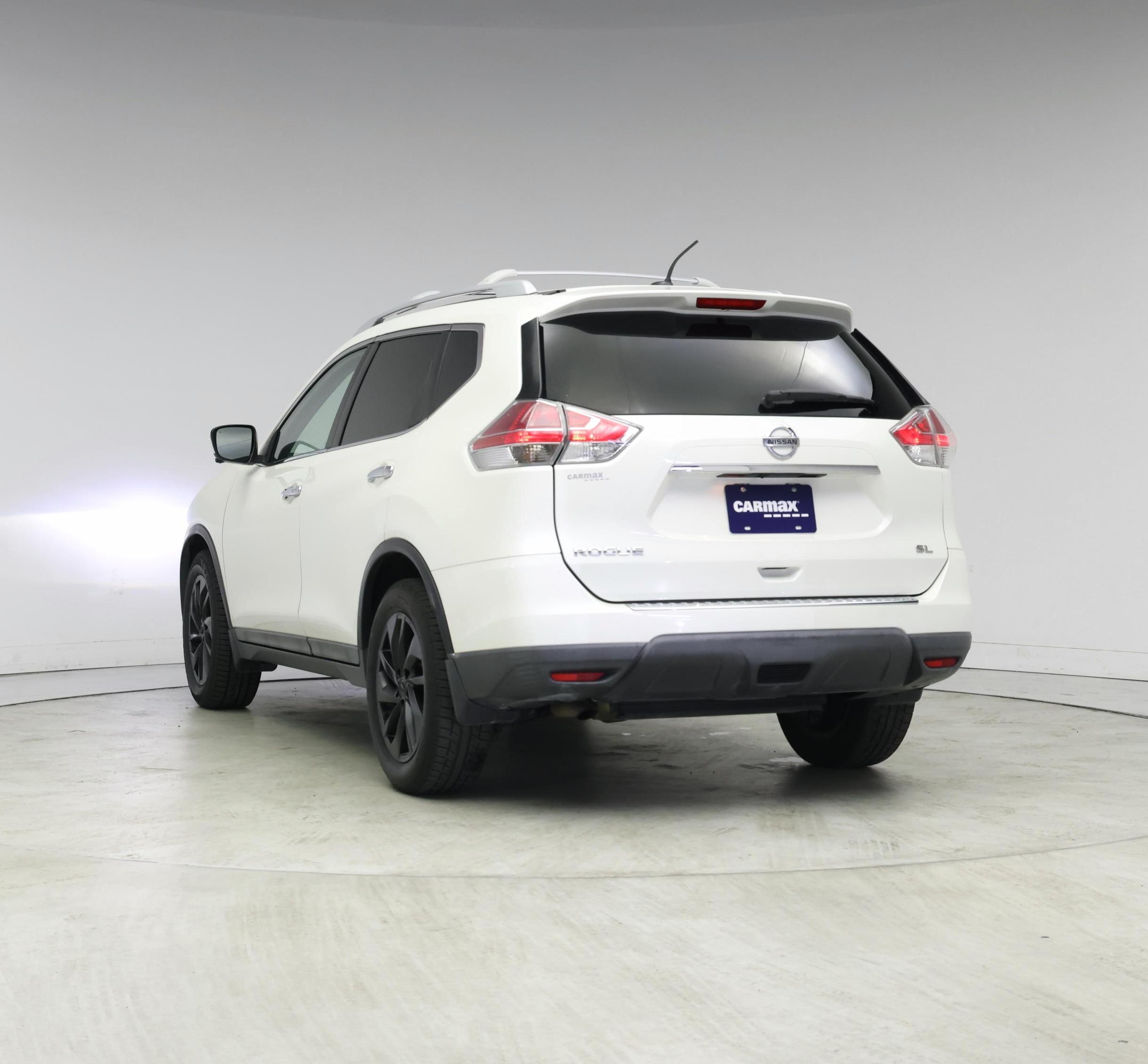 Thumbnail: 2015 Nissan Rogue - 2