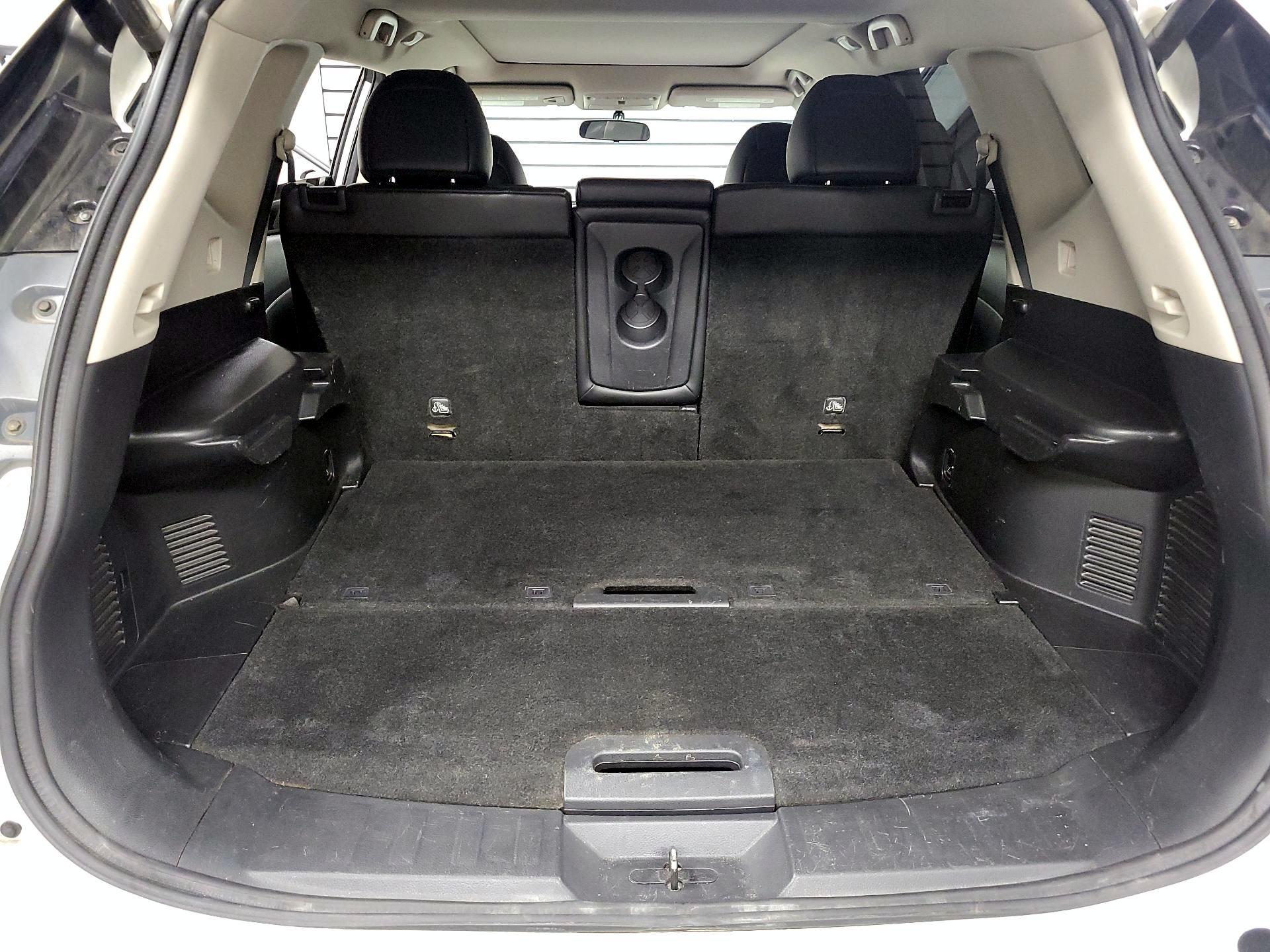 Thumbnail: 2015 Nissan Rogue - 19