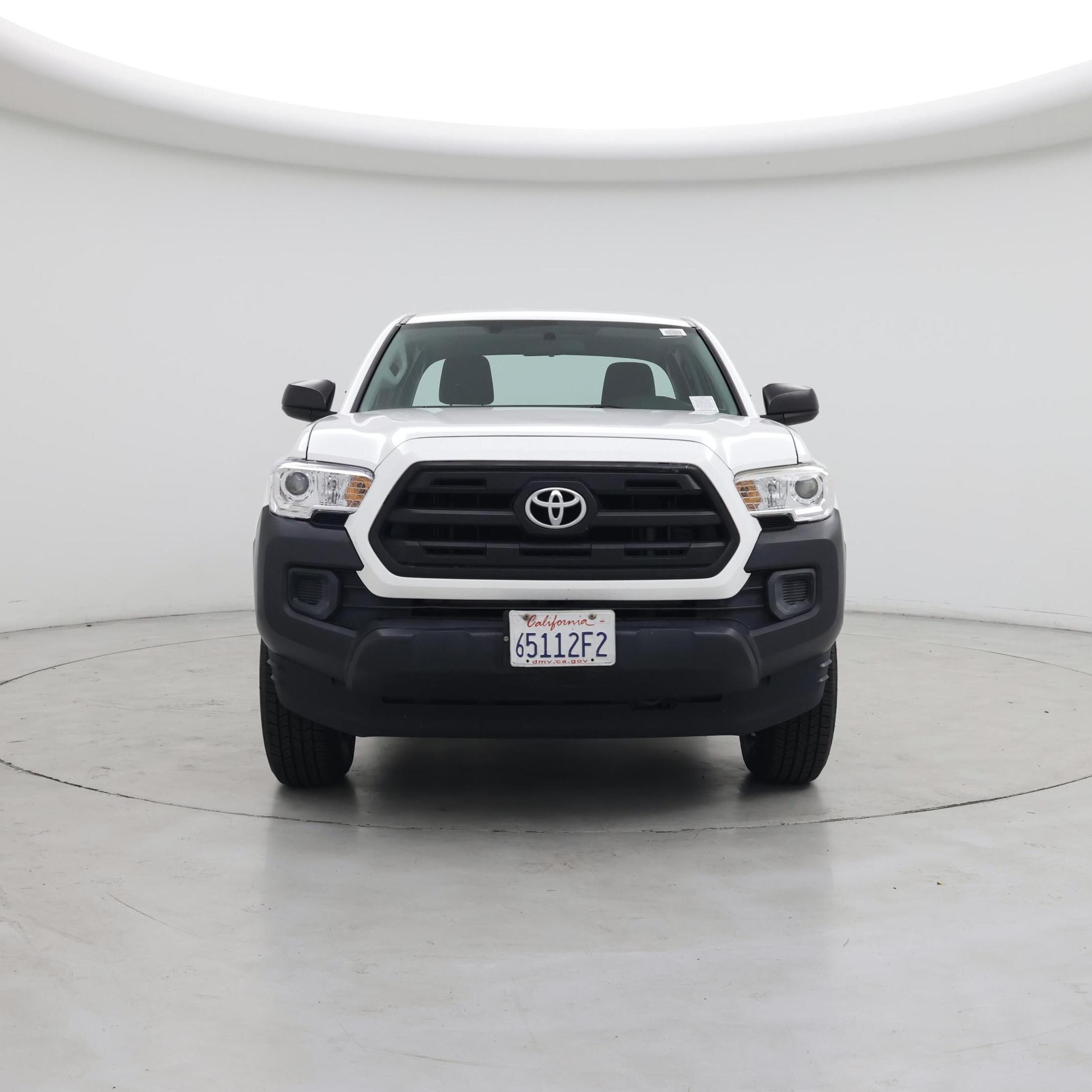 Thumbnail: 2017 Toyota Tacoma - 5