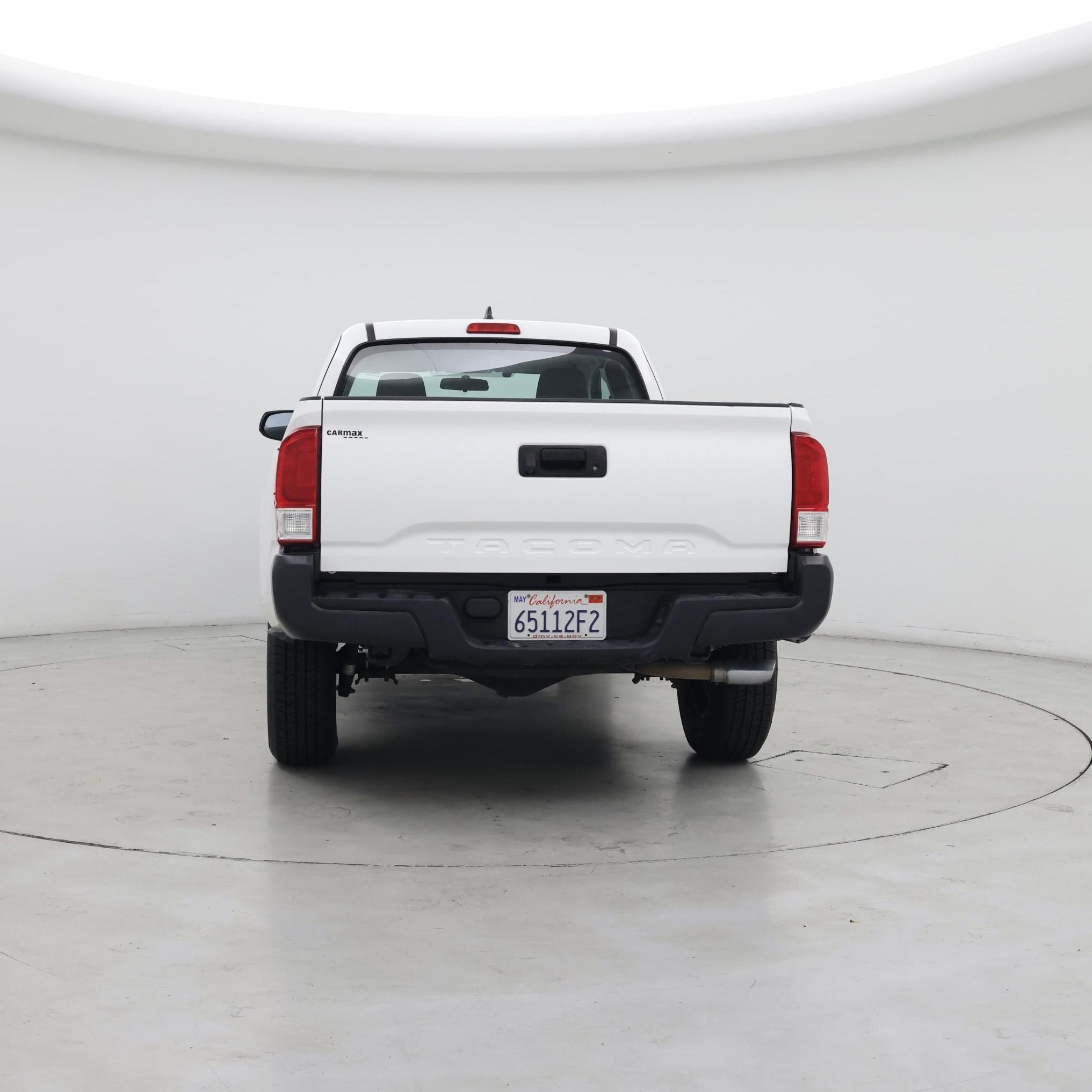 Thumbnail: 2017 Toyota Tacoma - 6