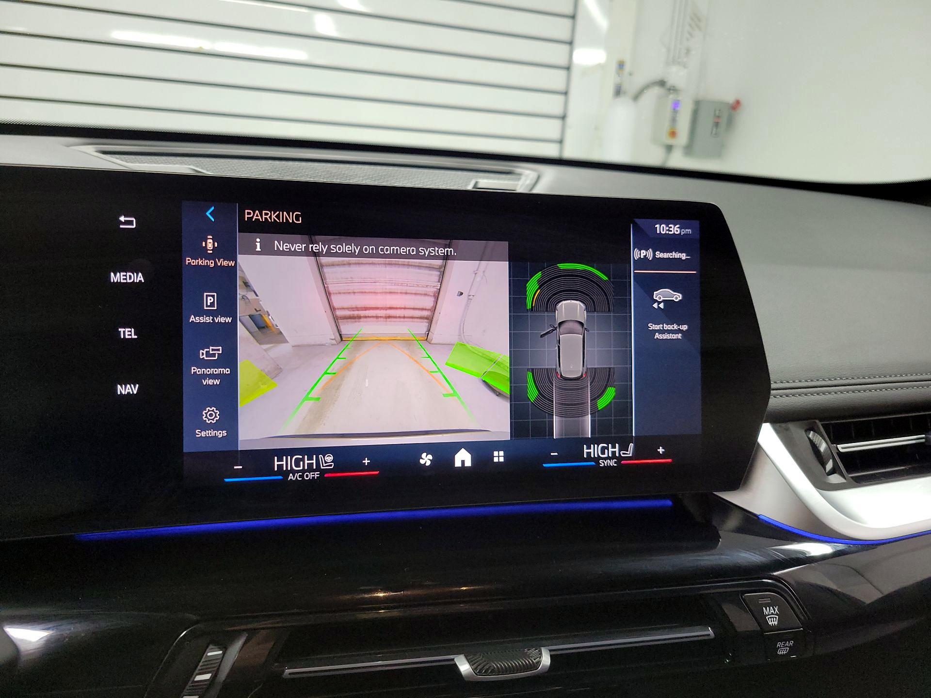 Thumbnail: 2024 BMW X1 - 13