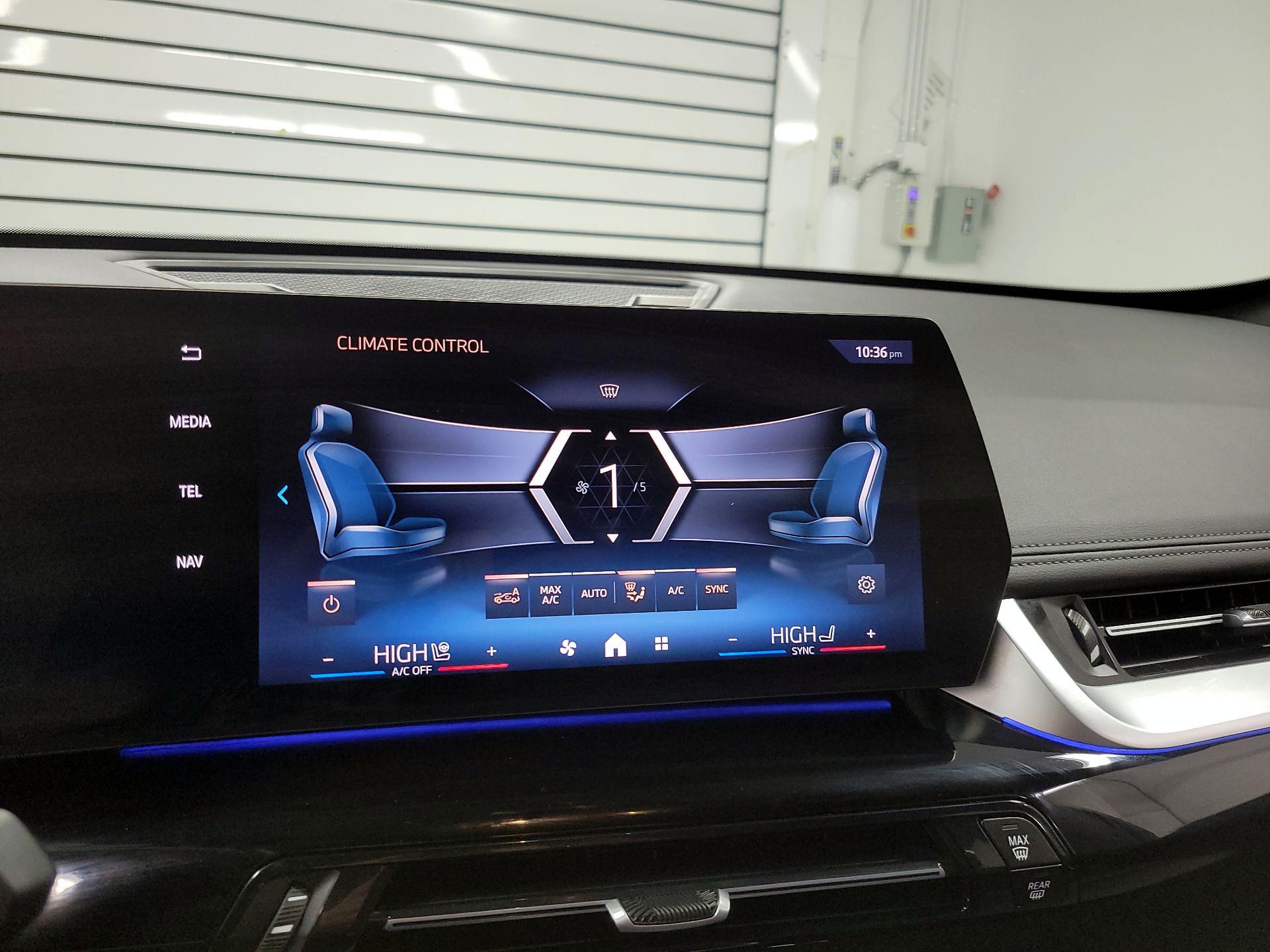 Thumbnail: 2024 BMW X1 - 15