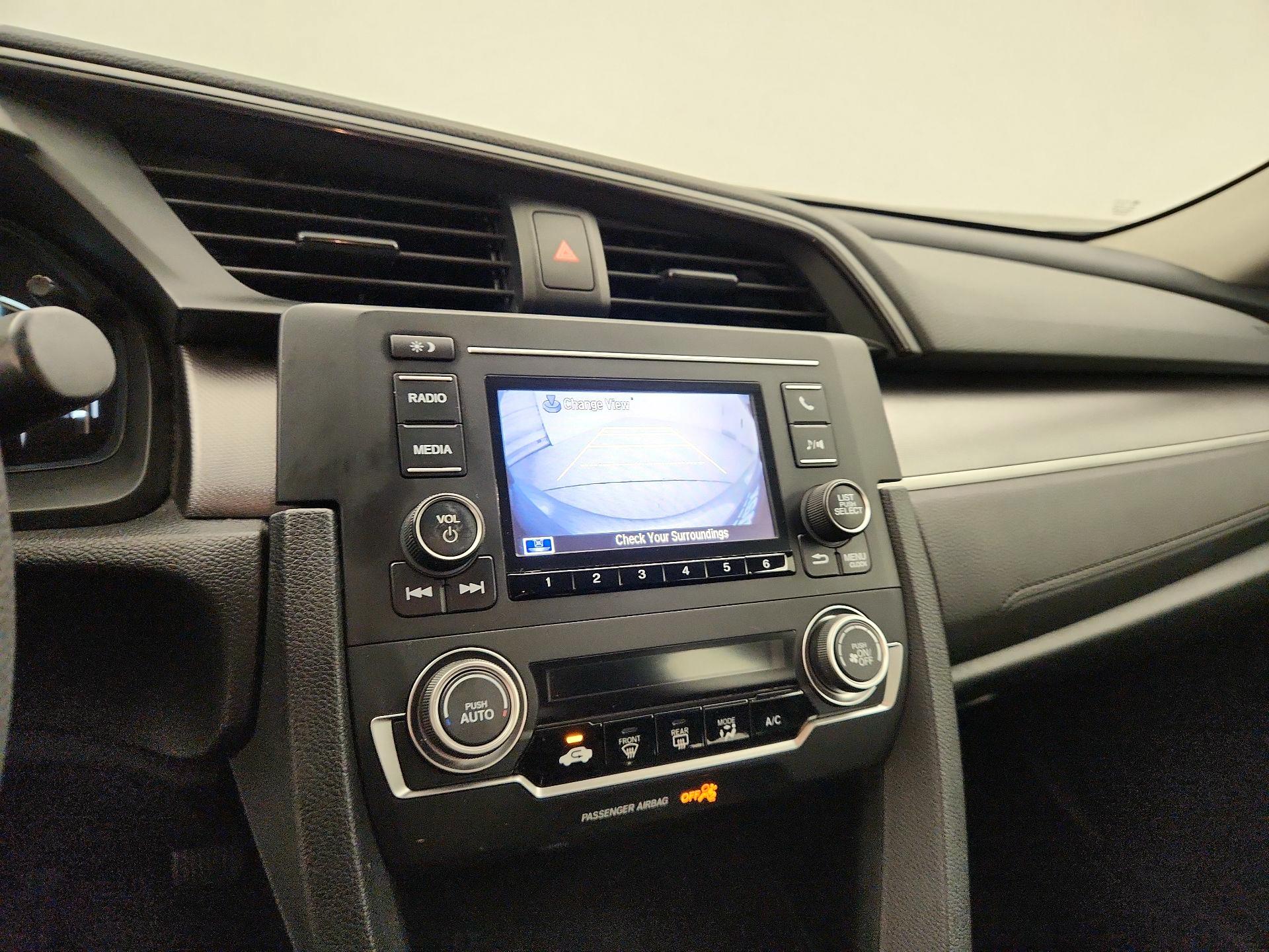 Thumbnail: 2016 Honda Civic - 14