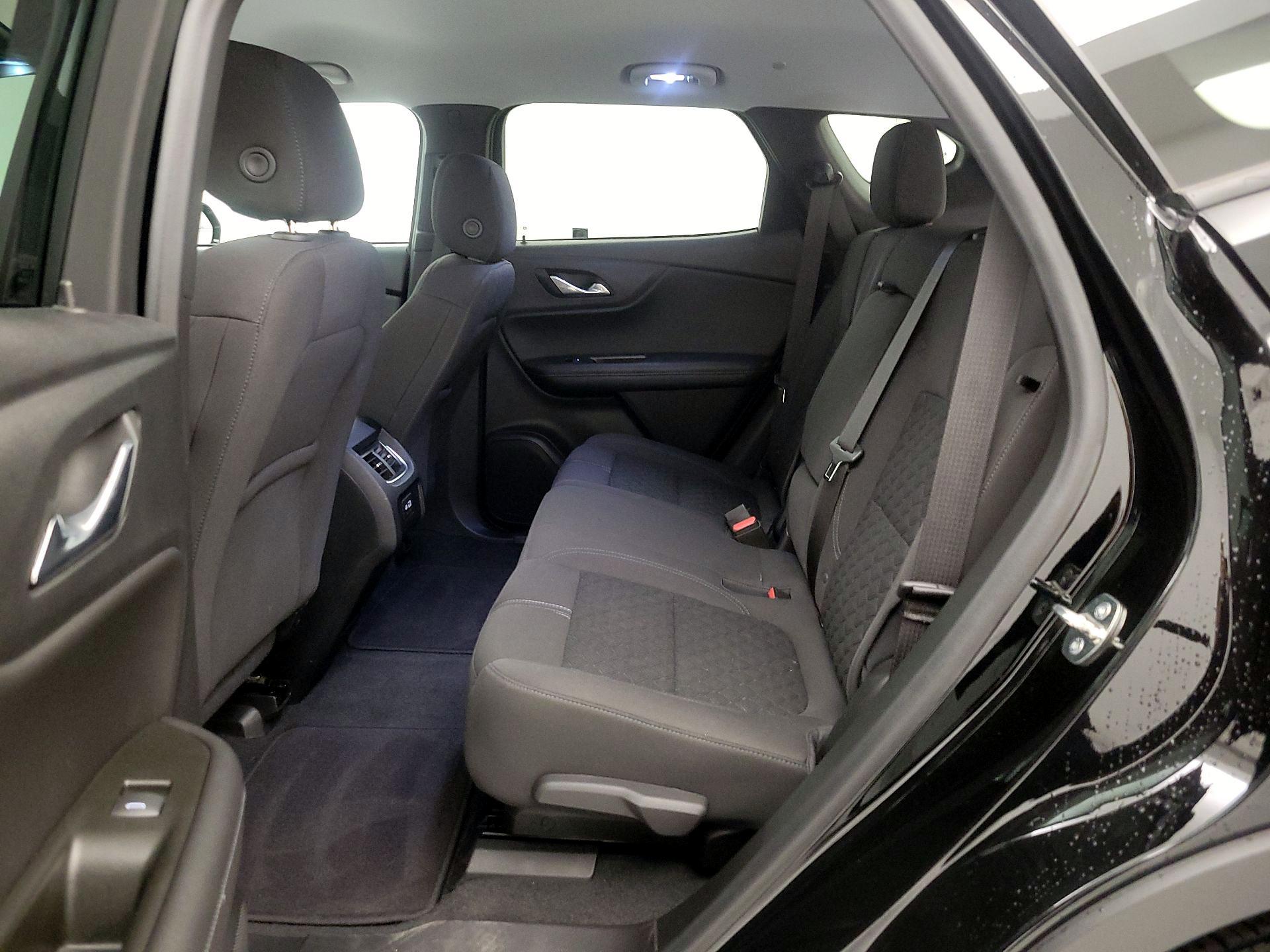 Thumbnail: 2022 Chevrolet Blazer - 19