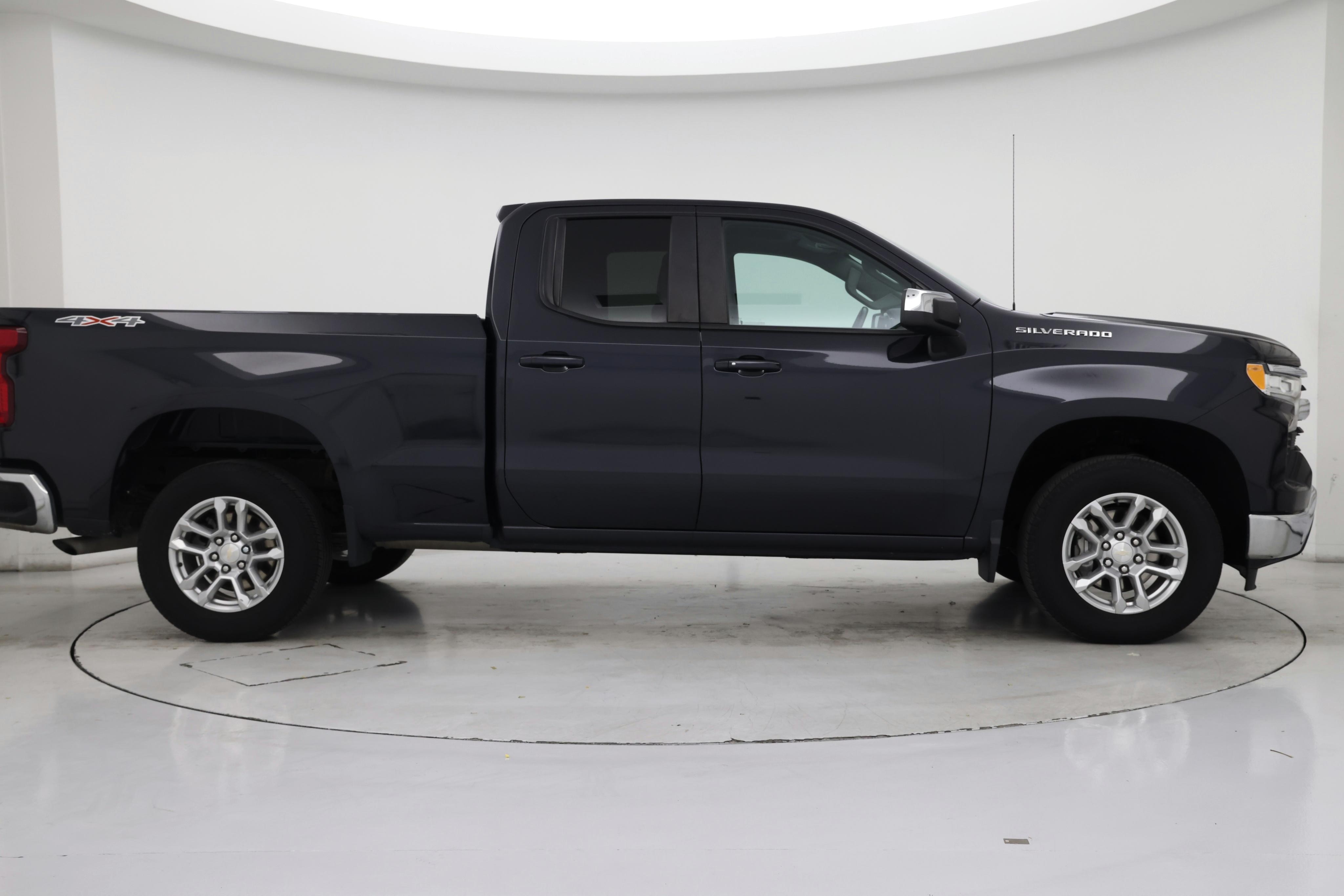 Thumbnail: 2023 Chevrolet Silverado 1500 - 7