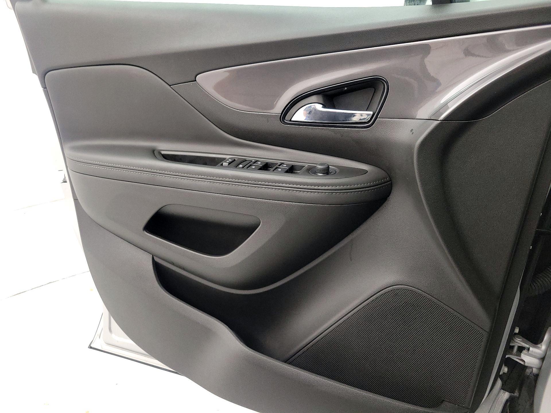 Thumbnail: 2022 Buick Encore - 12