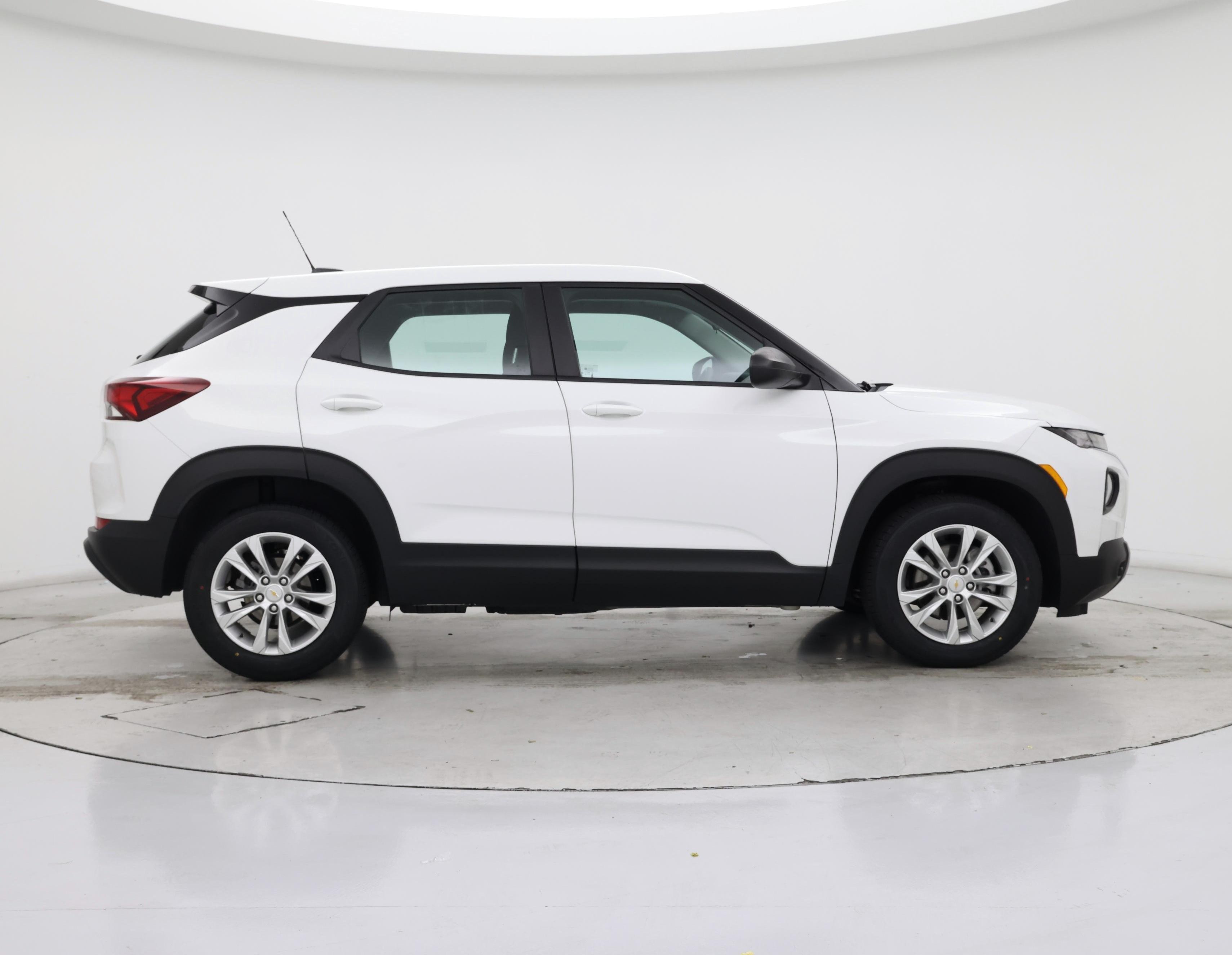 Thumbnail: 2023 Chevrolet TrailBlazer - 7