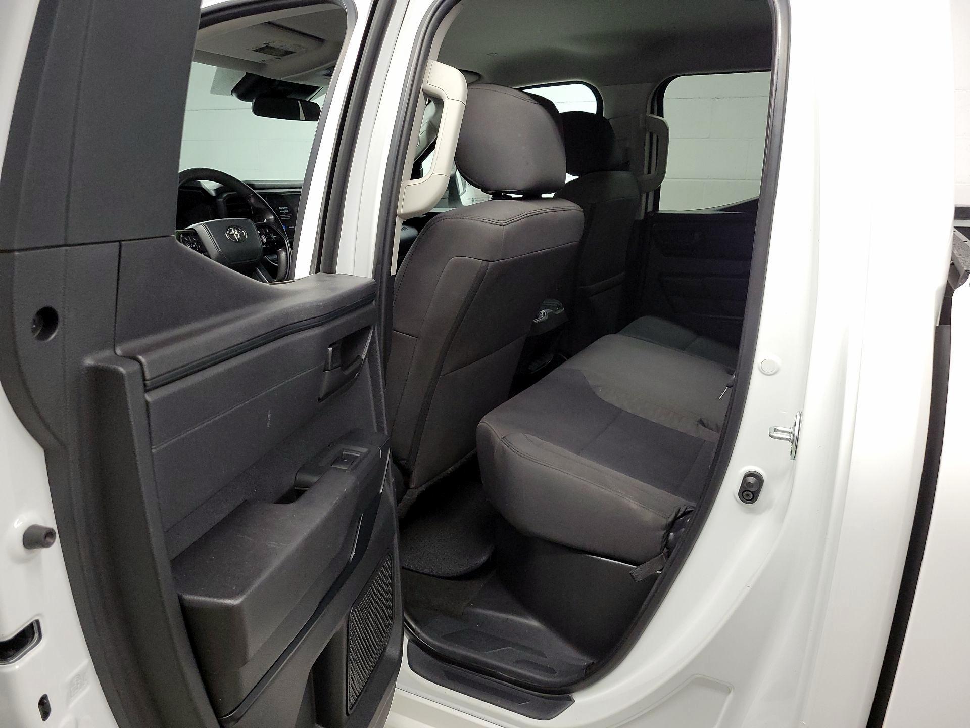 Thumbnail: 2022 Toyota Tundra - 19