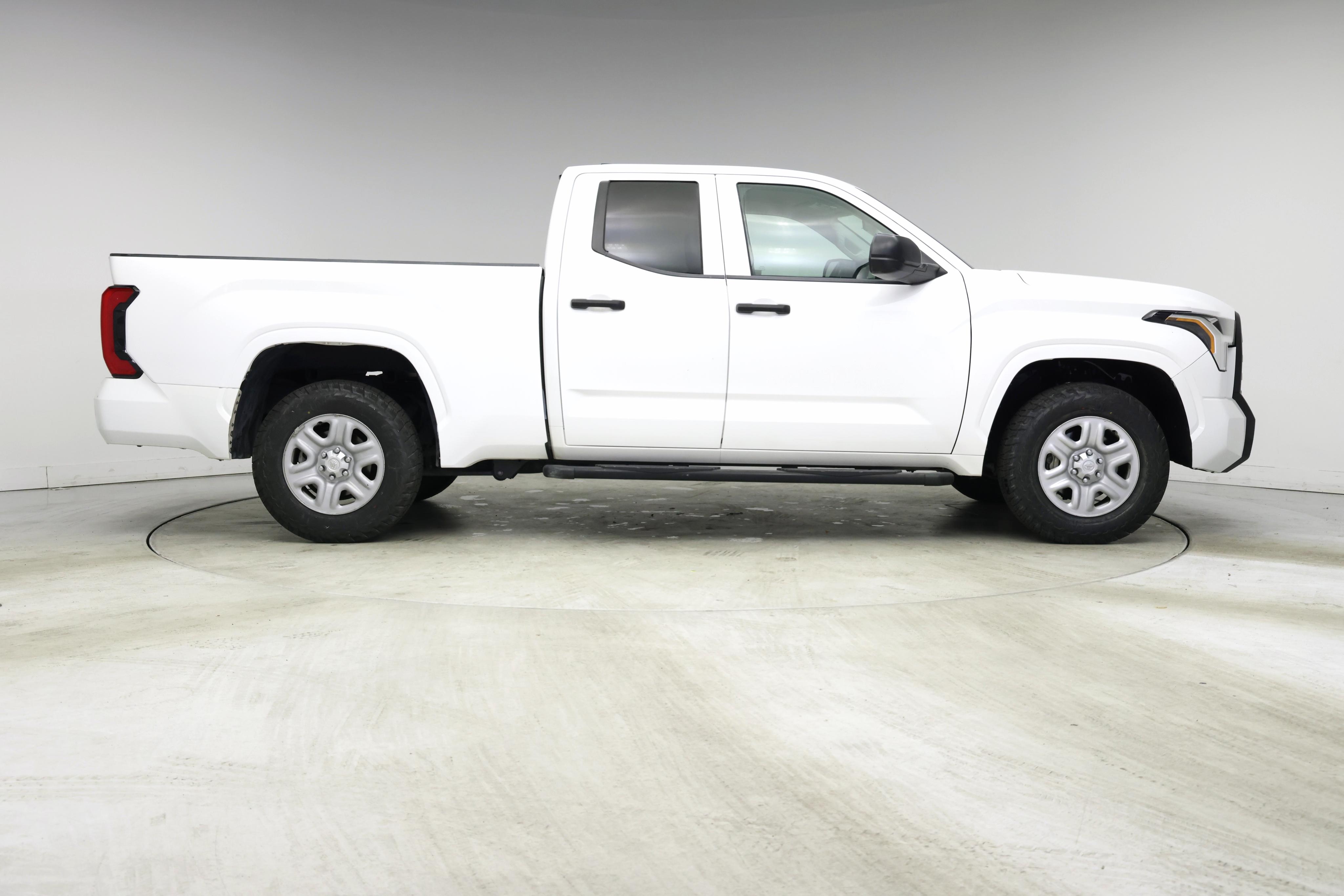 Thumbnail: 2022 Toyota Tundra - 7