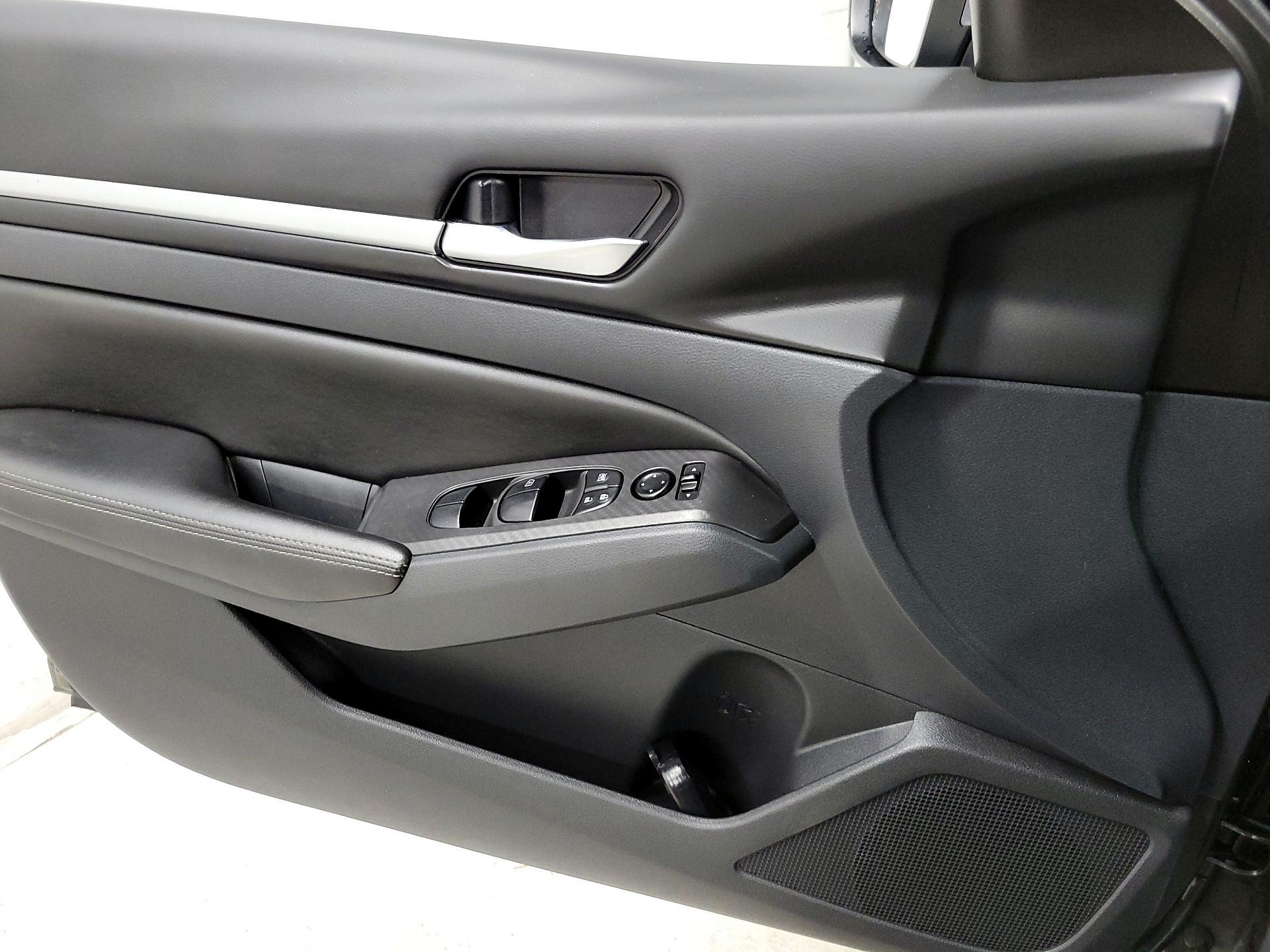 Thumbnail: 2022 Nissan Altima - 12