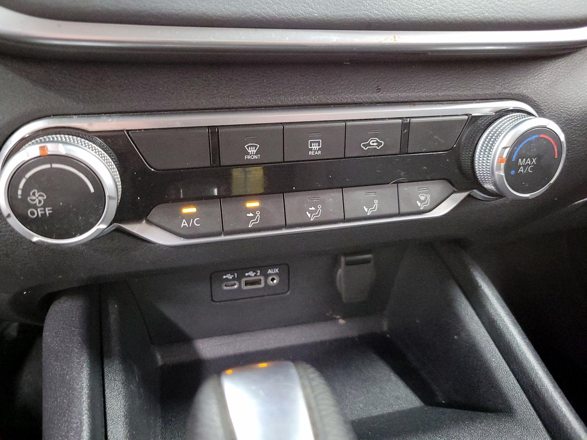 Thumbnail: 2022 Nissan Altima - 16