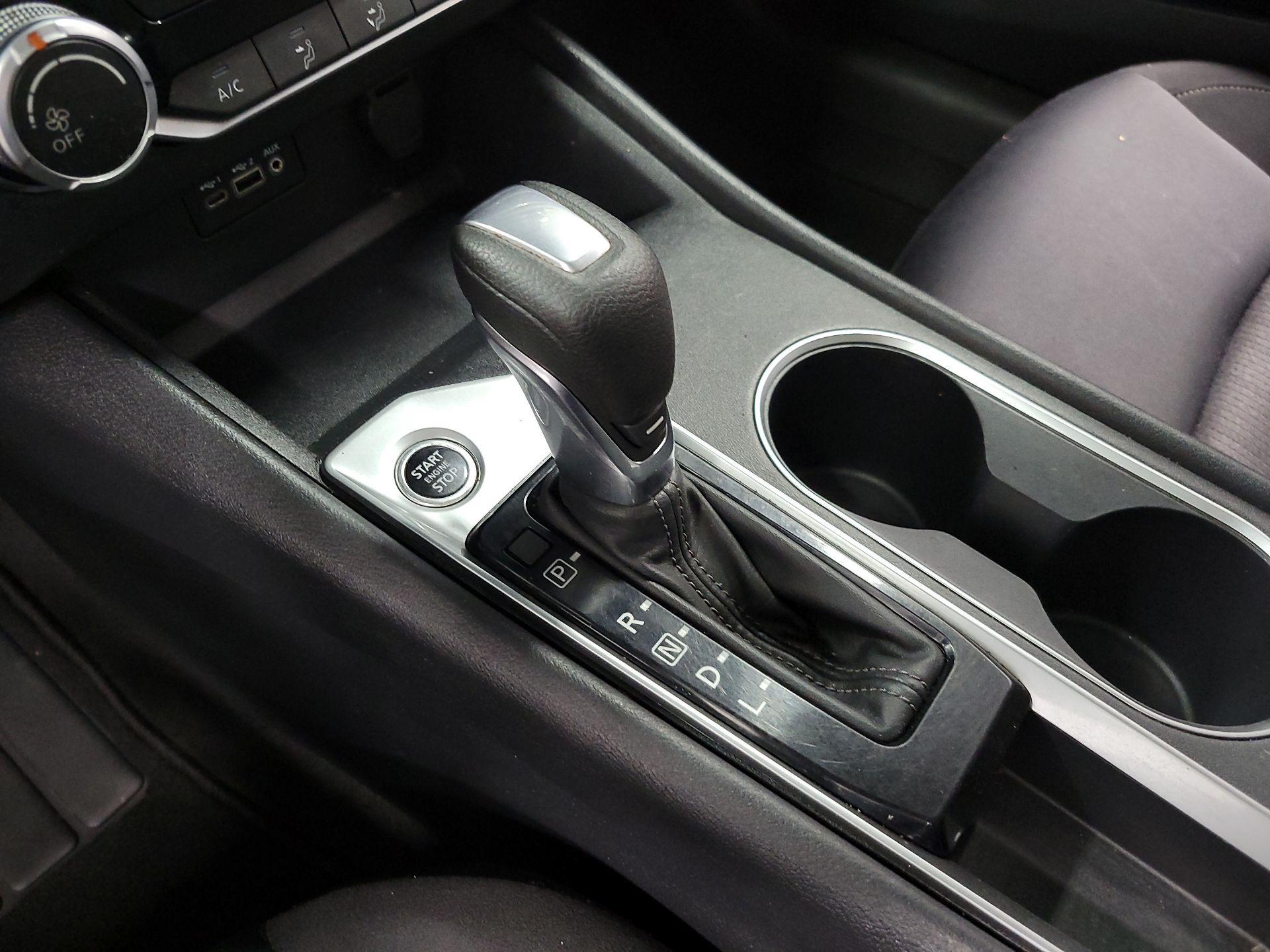 Thumbnail: 2022 Nissan Altima - 17