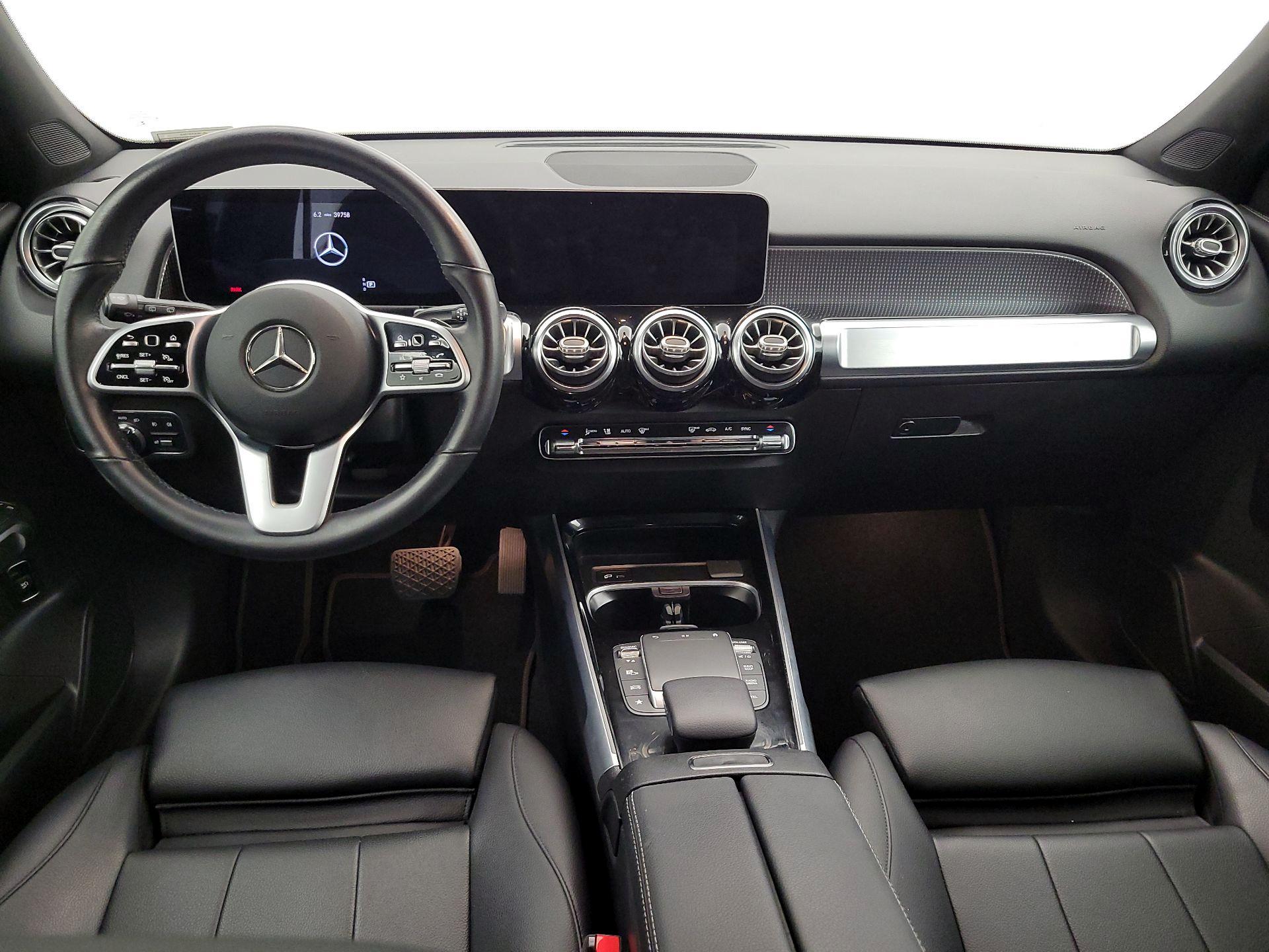 Thumbnail: 2021 Mercedes-Benz GLB - 9