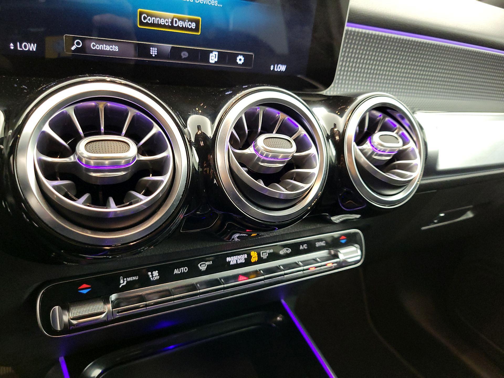 Thumbnail: 2021 Mercedes-Benz GLB - 16