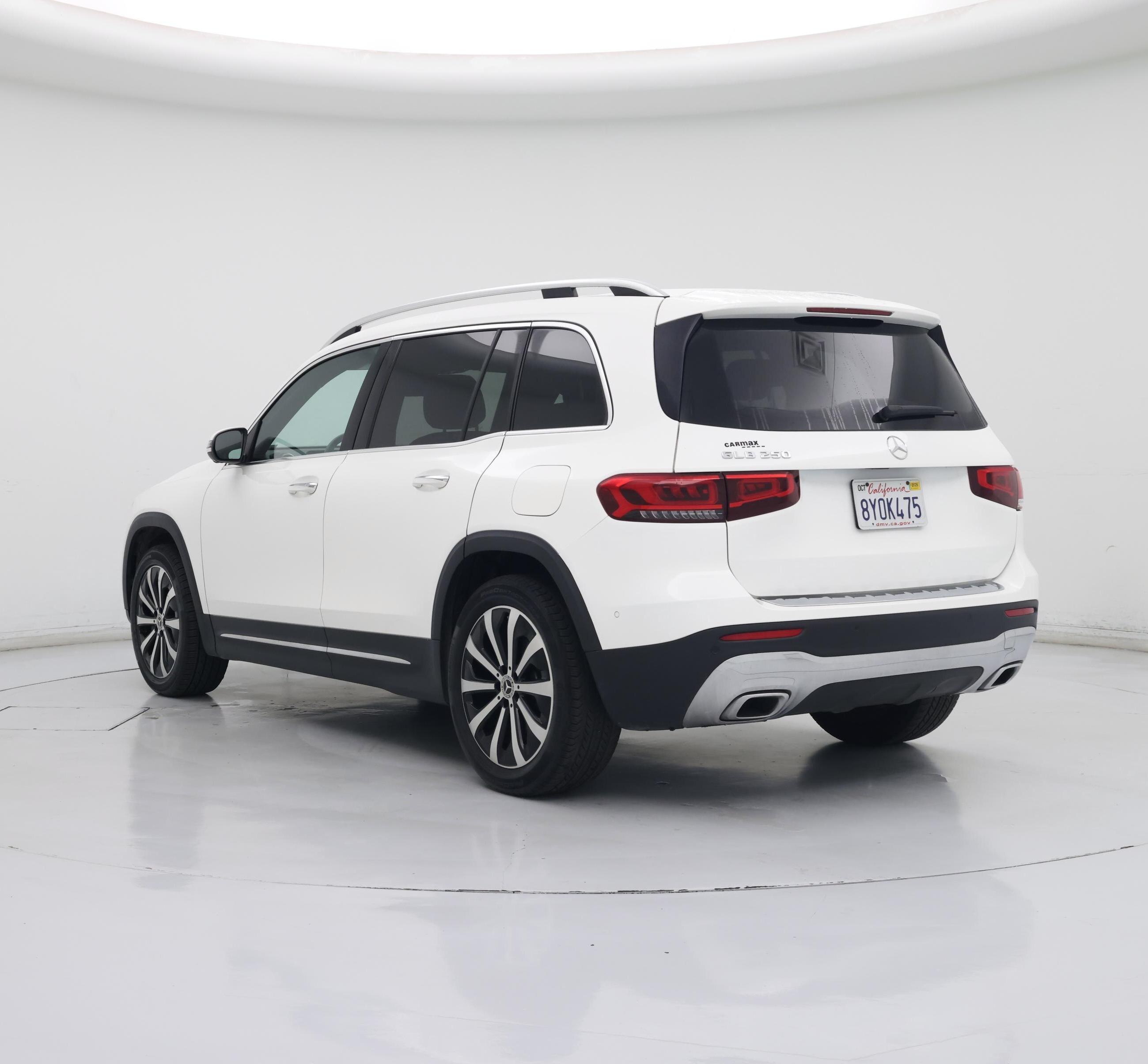 Thumbnail: 2021 Mercedes-Benz GLB - 2