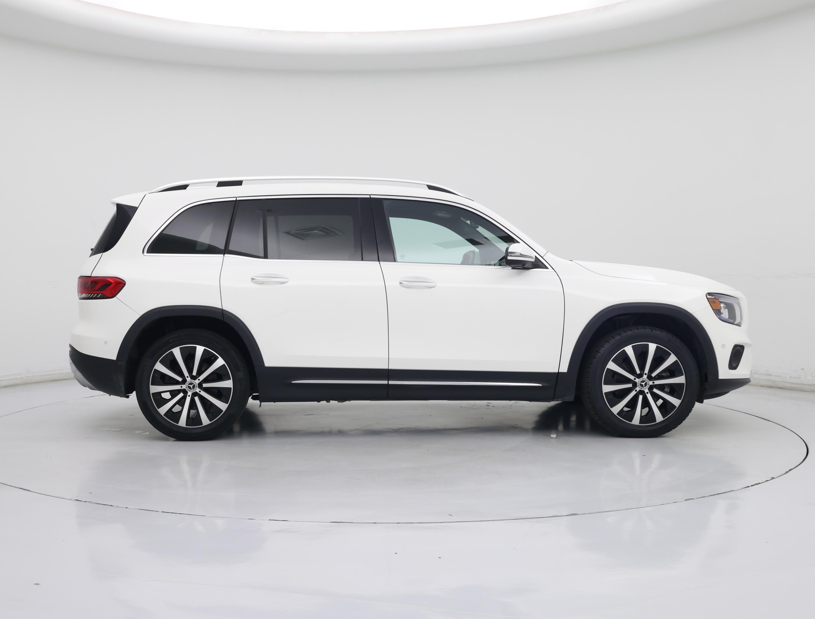 Thumbnail: 2021 Mercedes-Benz GLB - 7