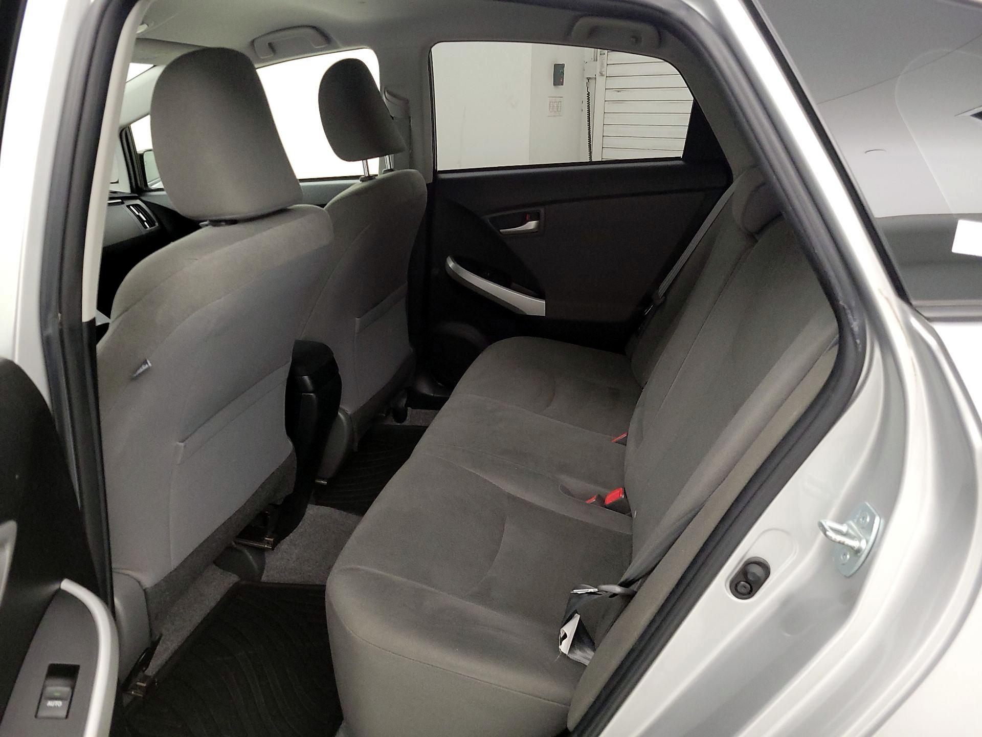 Thumbnail: 2014 Toyota Prius - 18