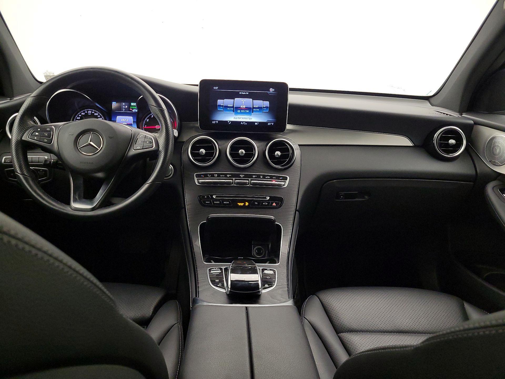 Thumbnail: 2019 Mercedes-Benz GLC - 9