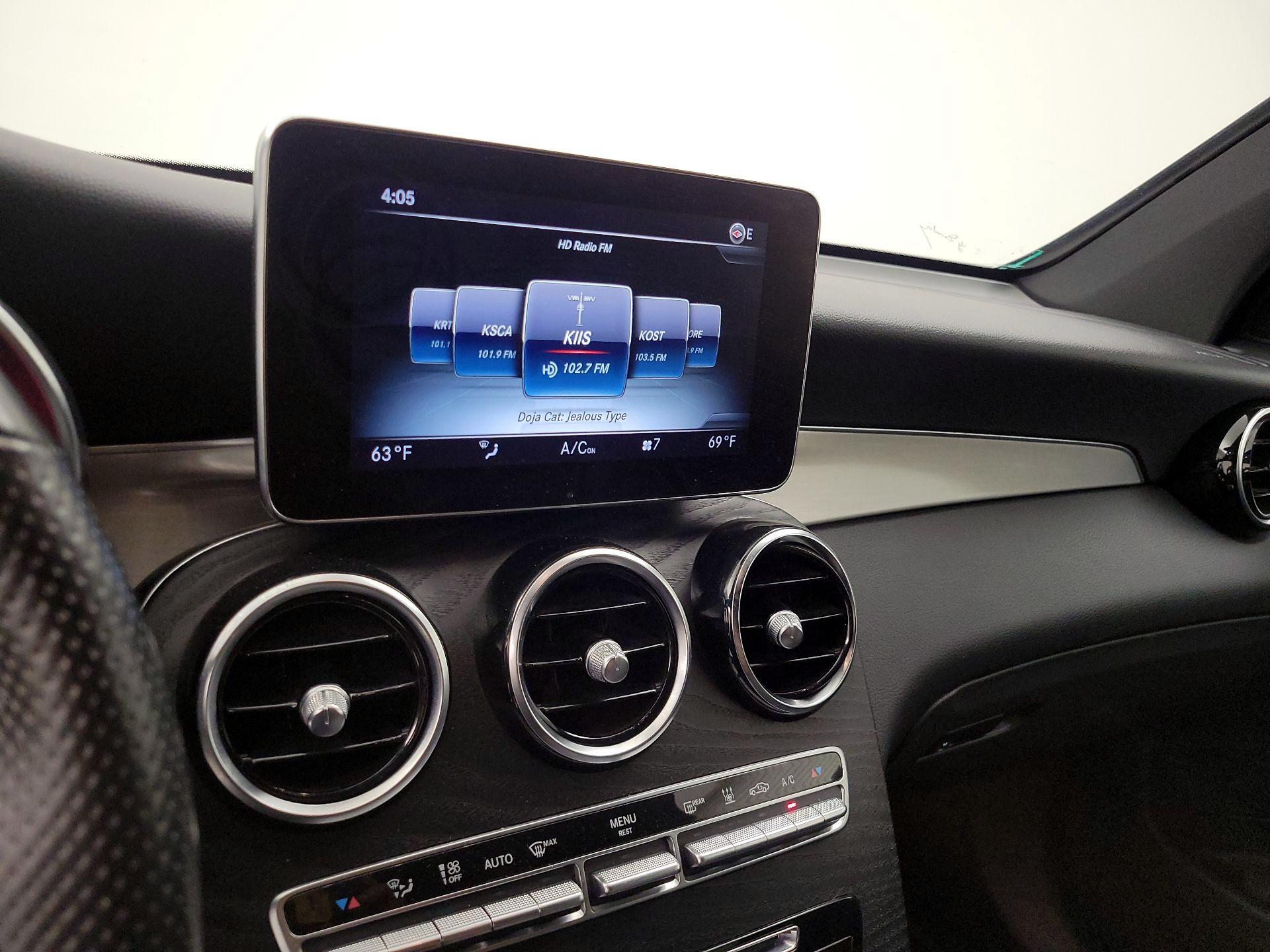 Thumbnail: 2019 Mercedes-Benz GLC - 15