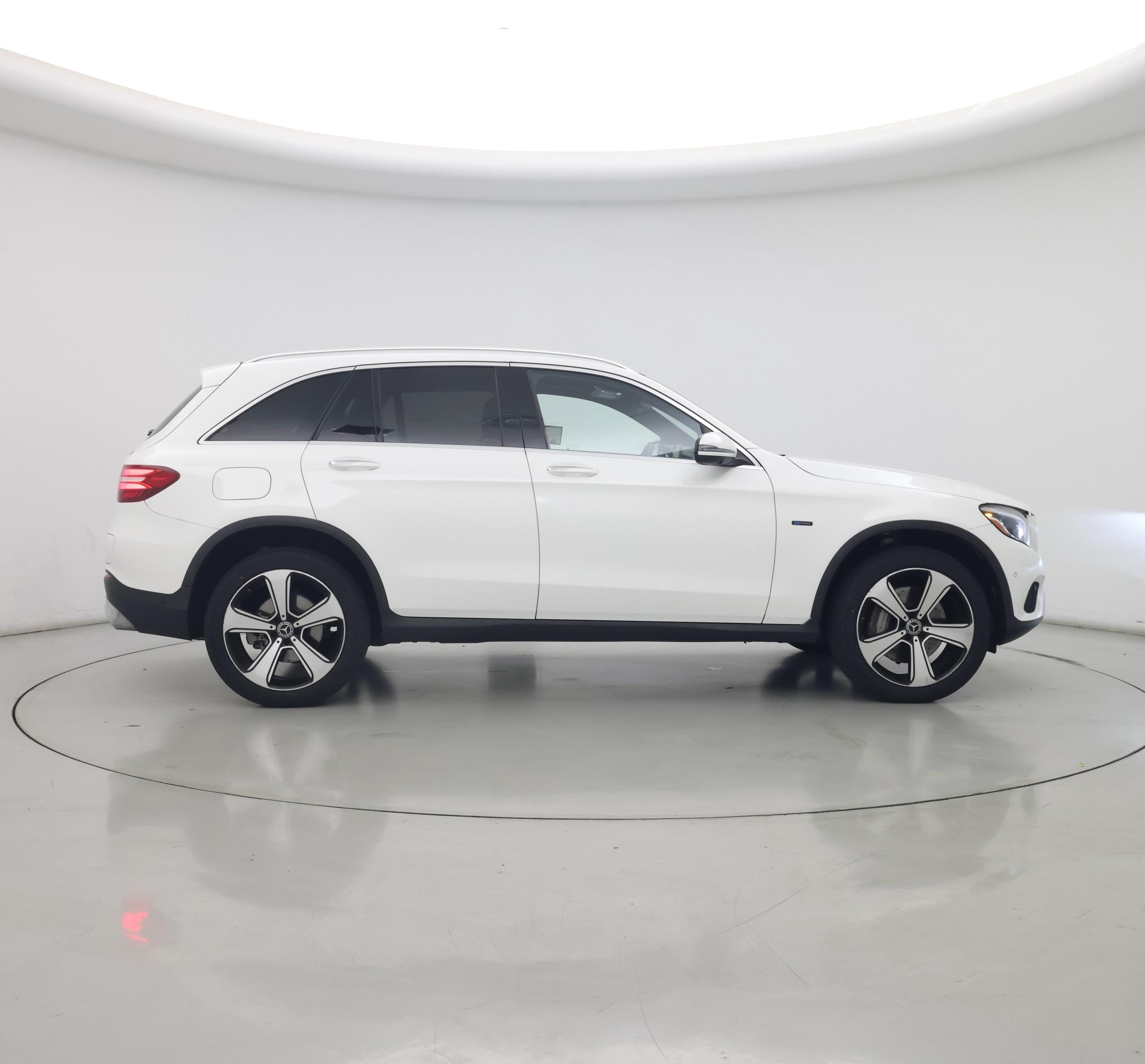 Thumbnail: 2019 Mercedes-Benz GLC - 7