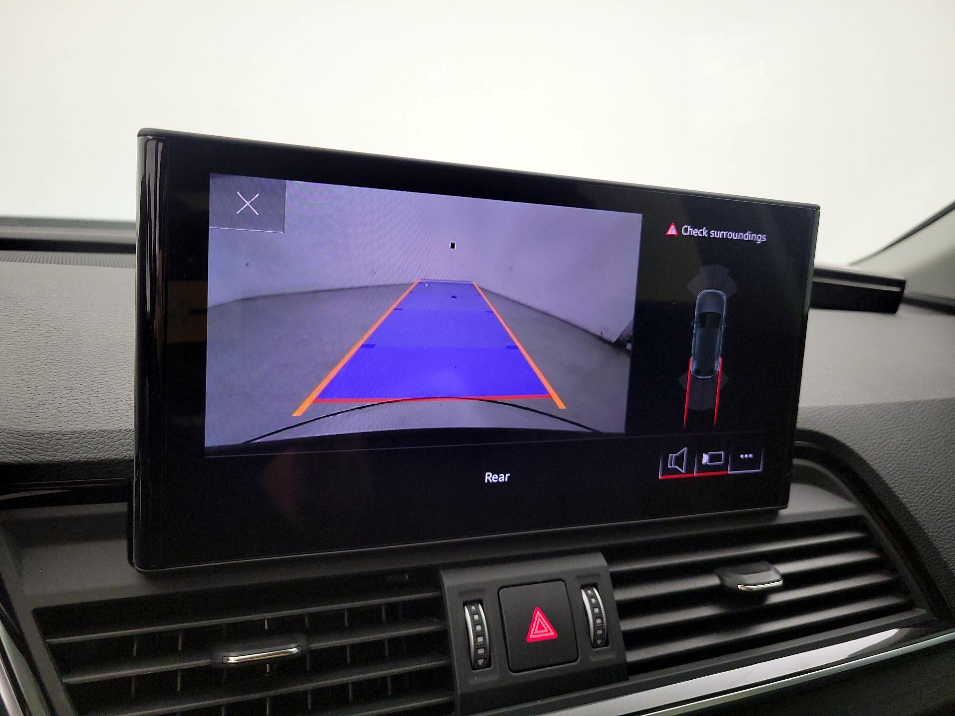 Thumbnail: 2023 Audi Q5 - 14