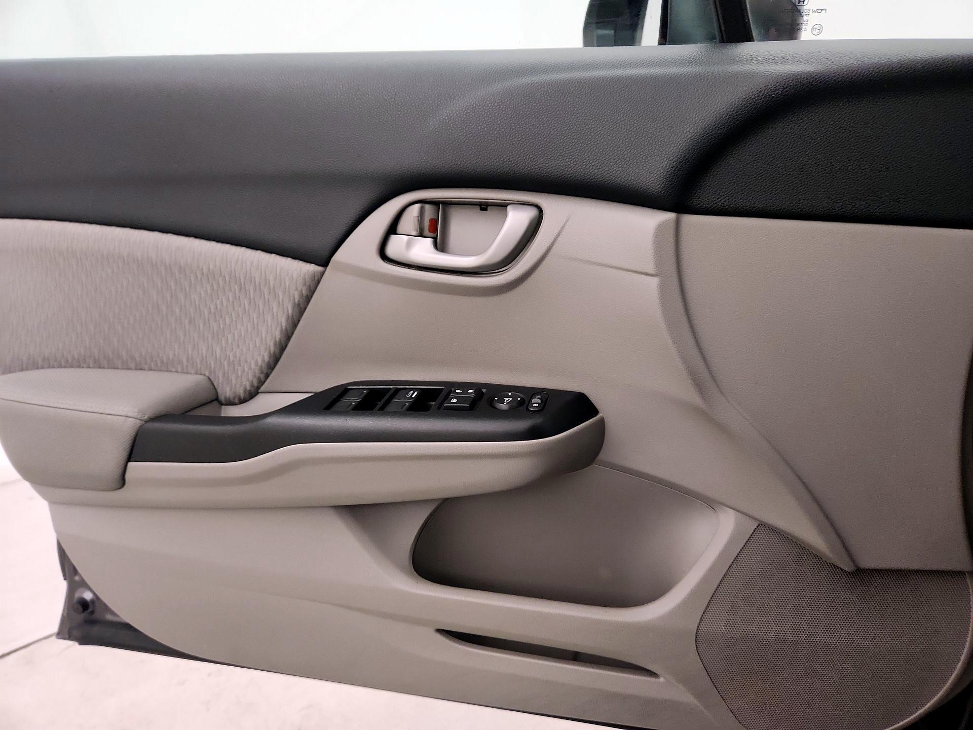 Thumbnail: 2014 Honda Civic - 12