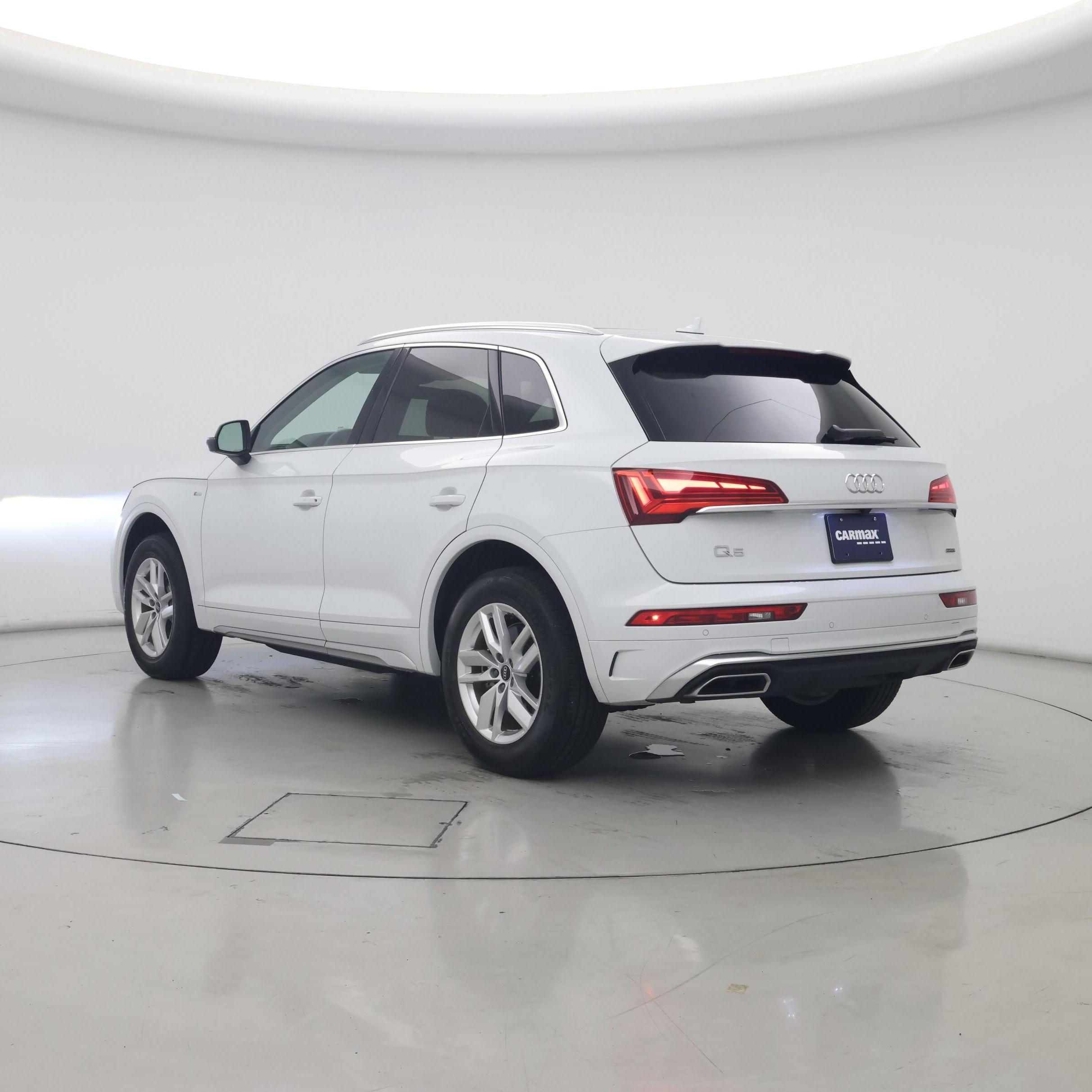Thumbnail: 2023 Audi Q5 - 2