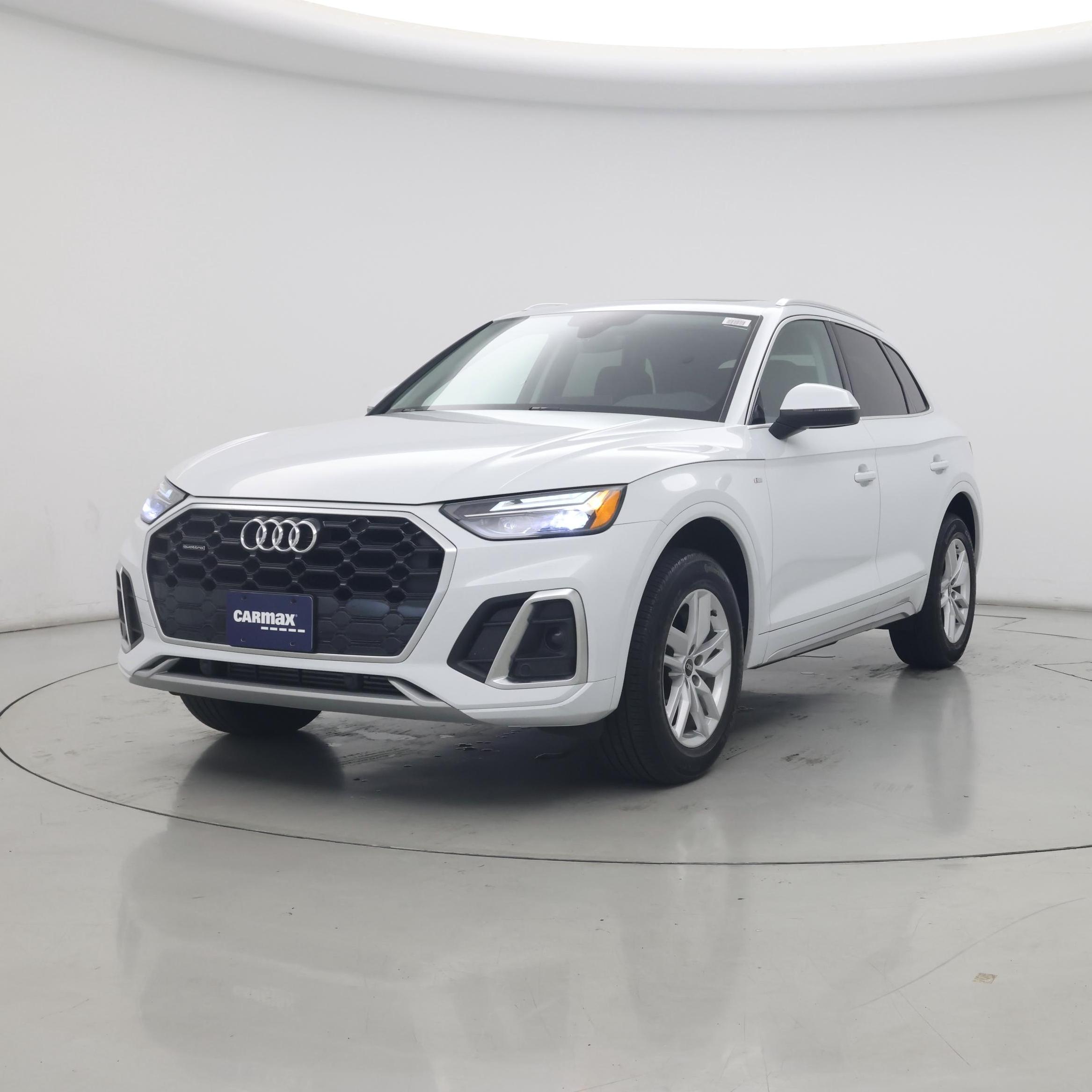 Thumbnail: 2023 Audi Q5 - 4