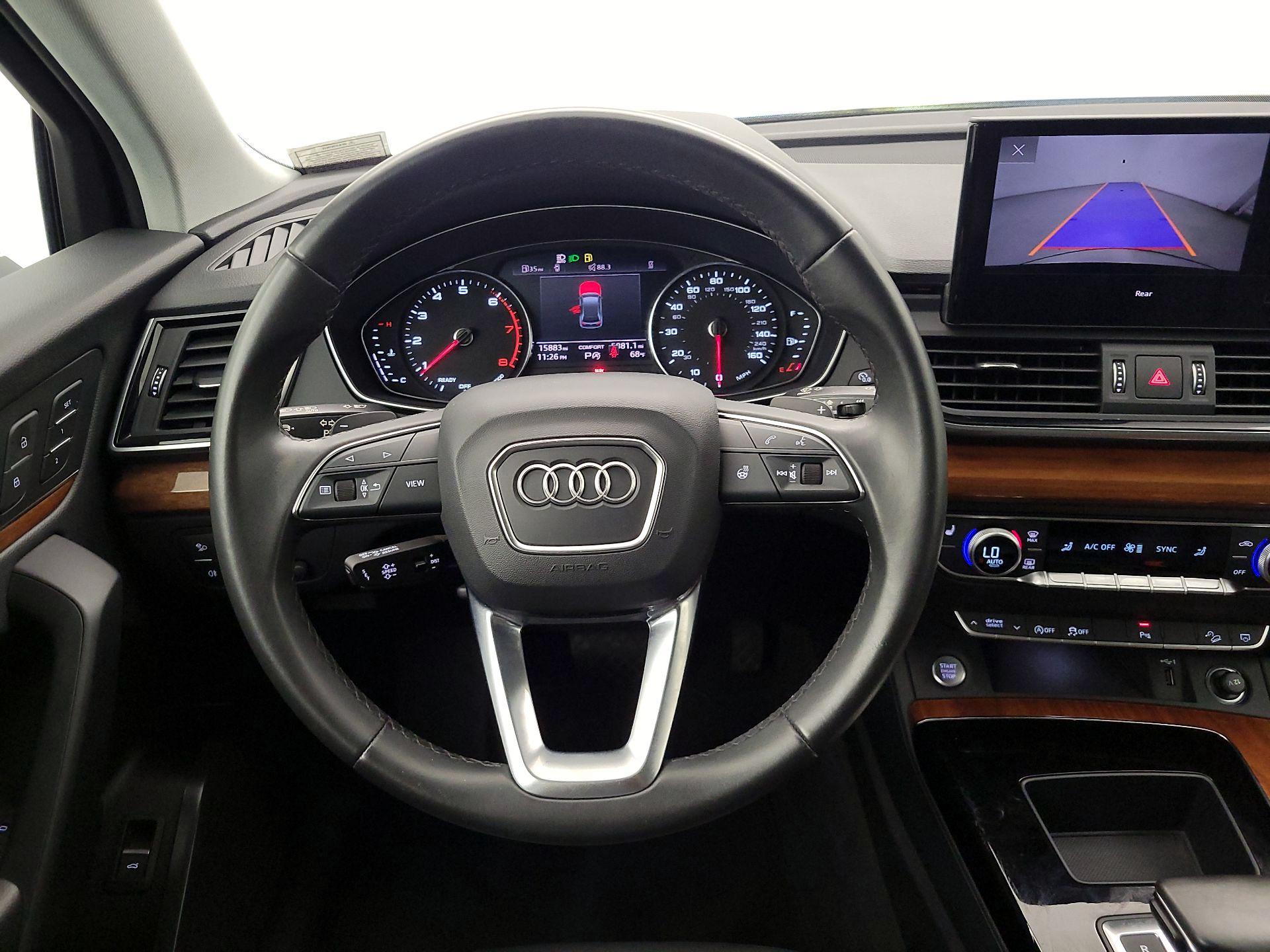 Thumbnail: 2023 Audi Q5 - 10