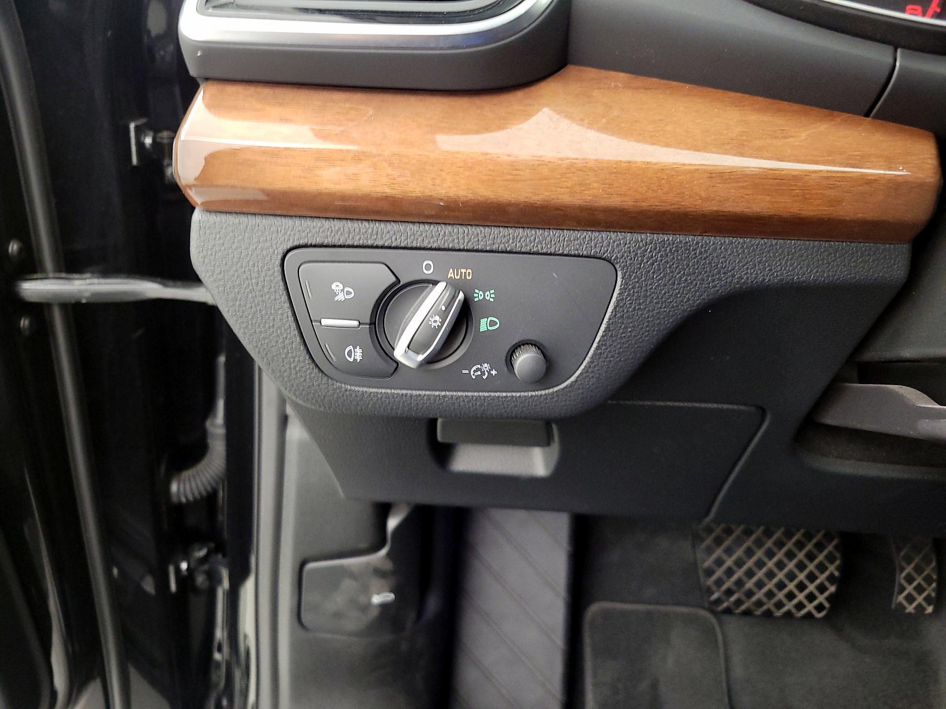 Thumbnail: 2023 Audi Q5 - 13