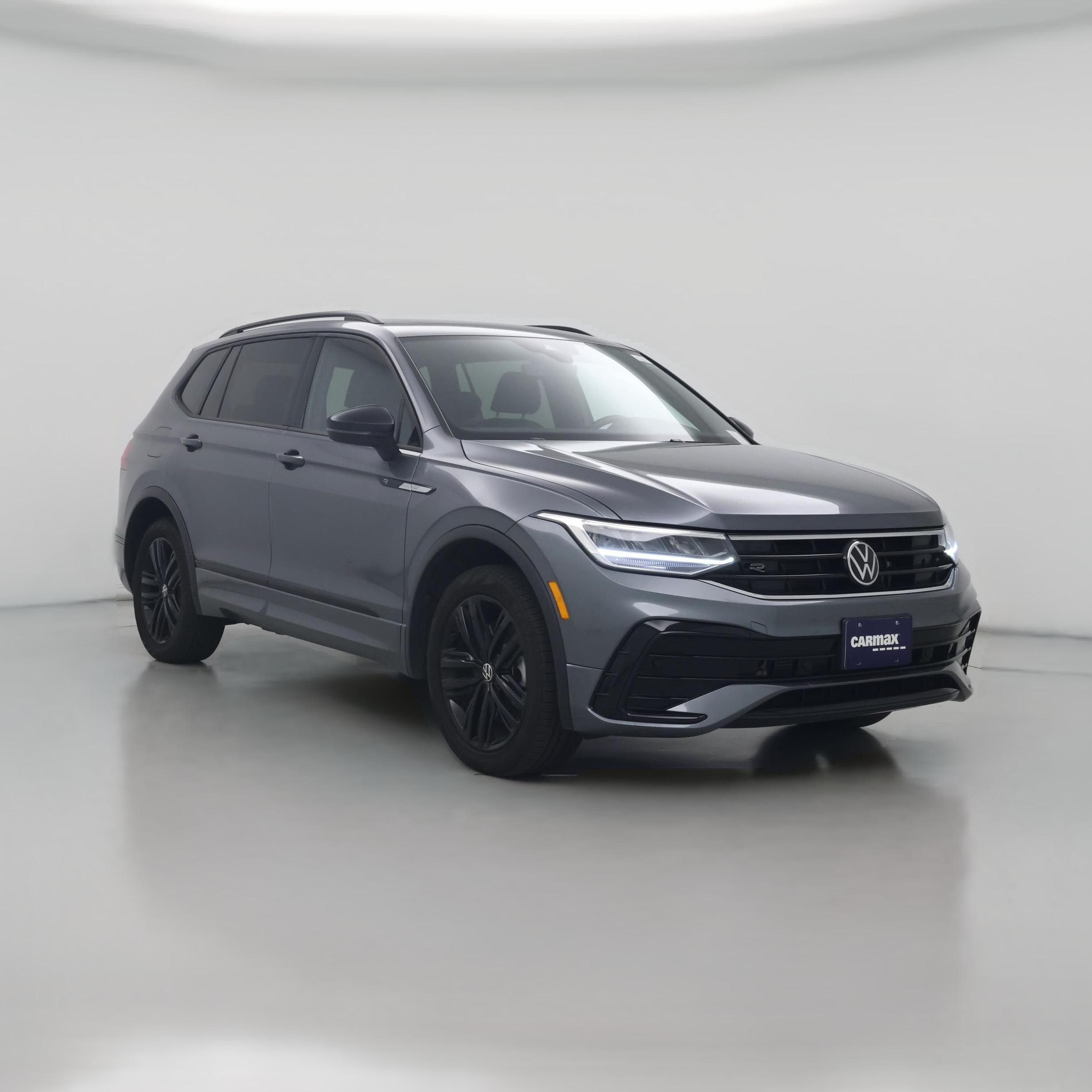 Thumbnail: 2022 Volkswagen Tiguan - 1