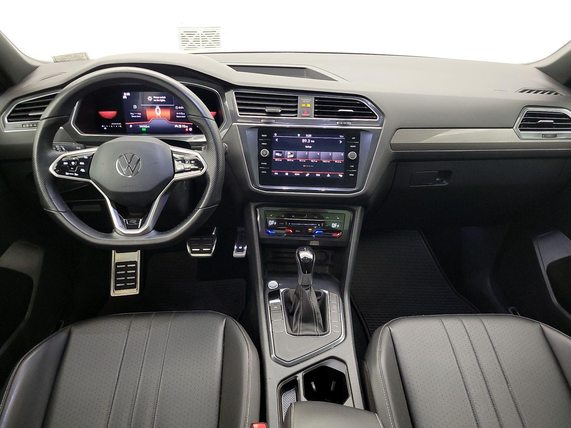Thumbnail: 2022 Volkswagen Tiguan - 9