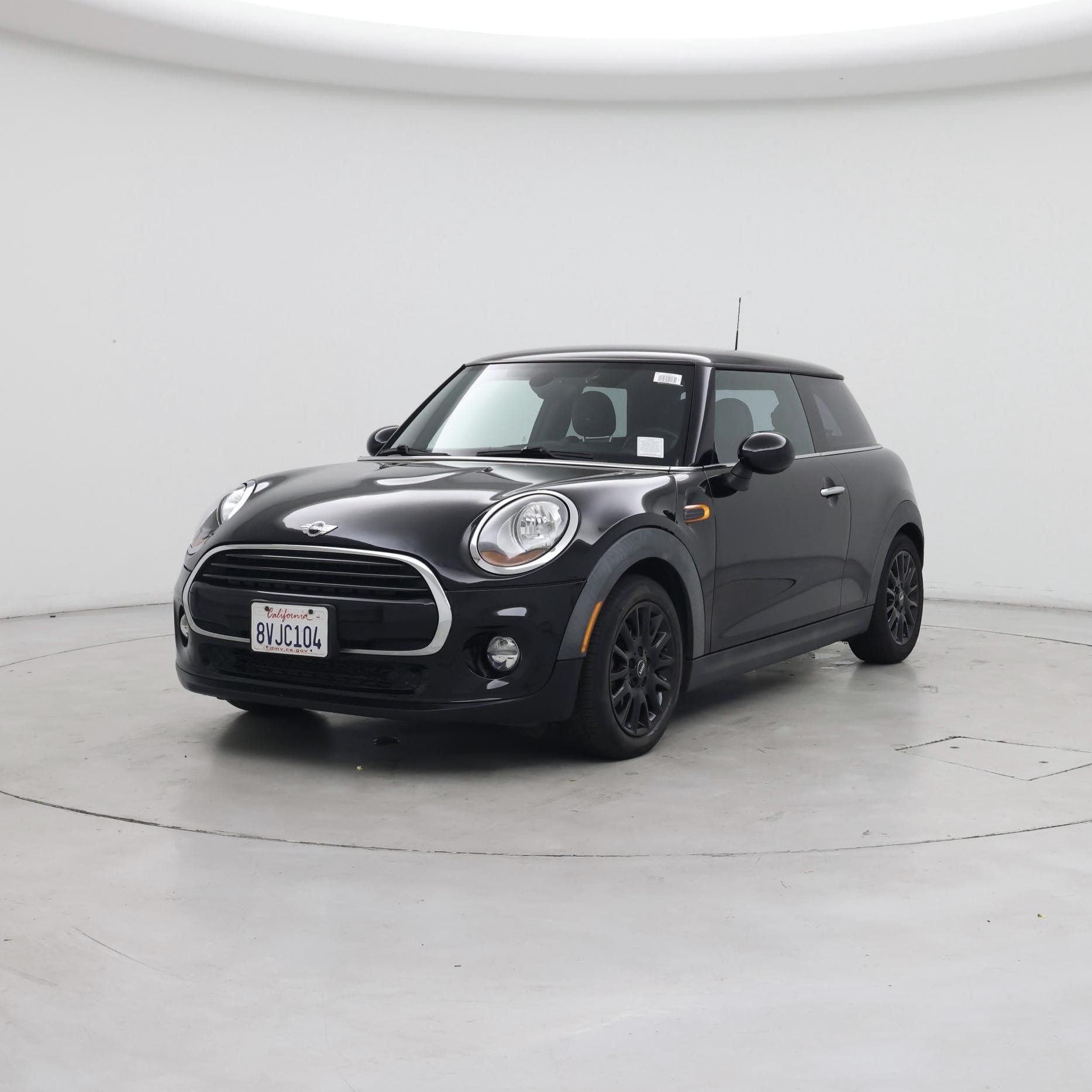 Thumbnail: 2018 MINI Cooper Hardtop - 4