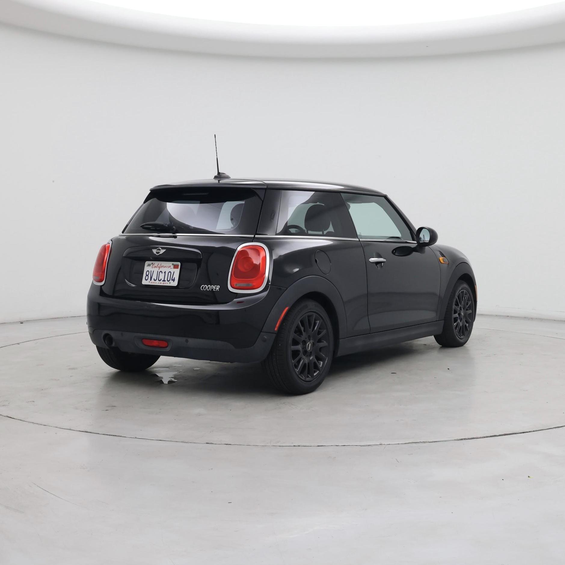 Thumbnail: 2018 MINI Cooper Hardtop - 8