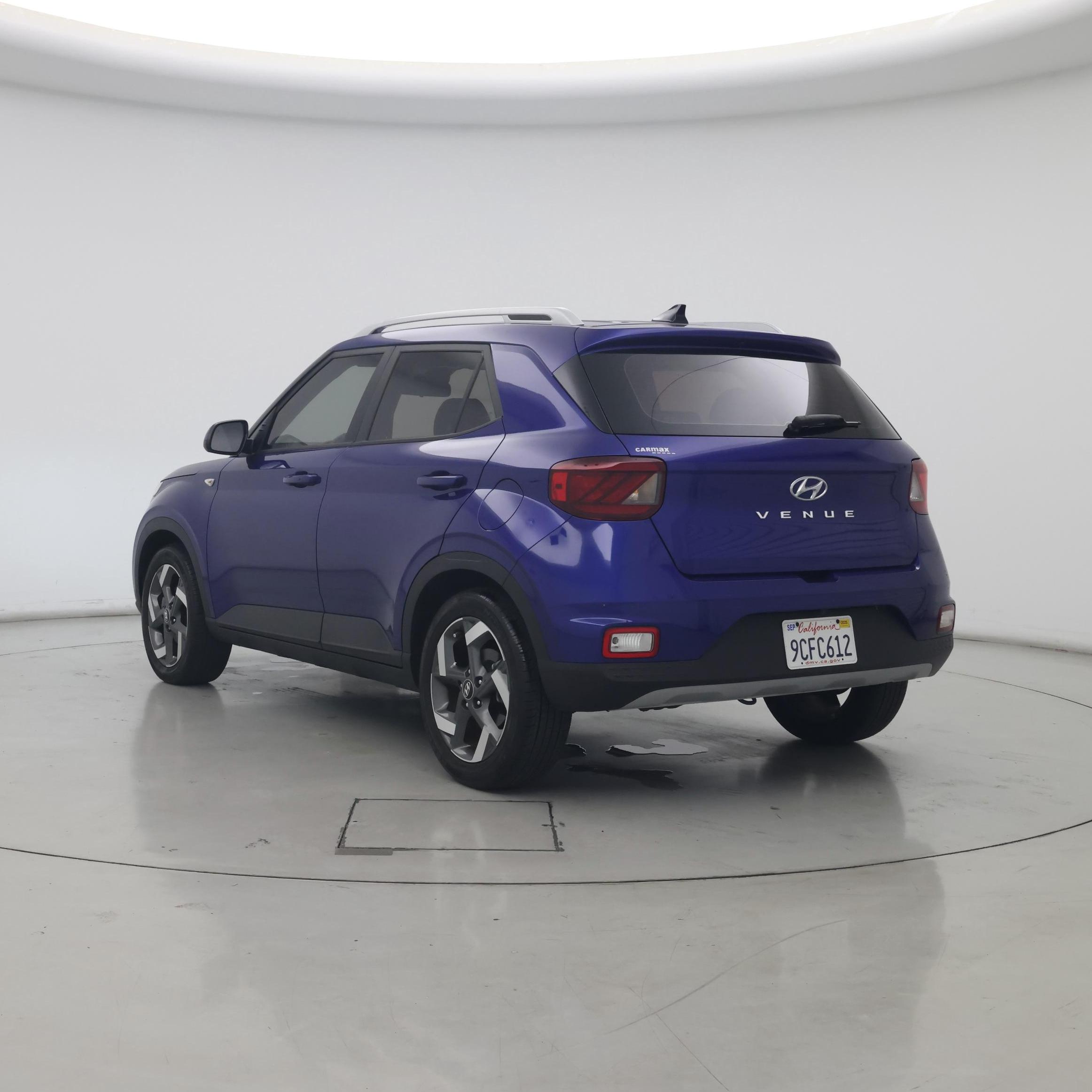Thumbnail: 2022 Hyundai Venue - 2