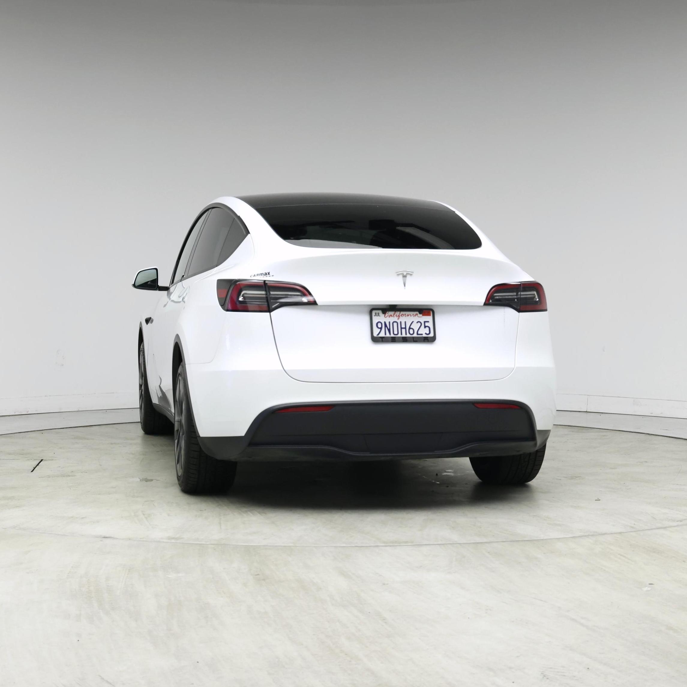 Thumbnail: 2024 Tesla Model Y - 6