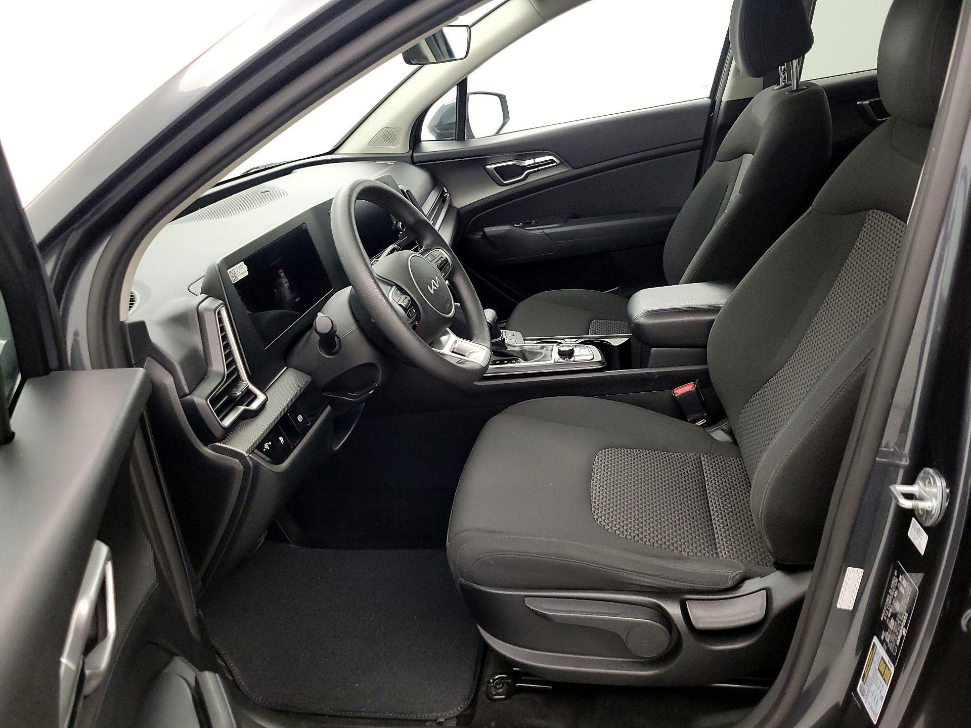 Thumbnail: 2023 Kia Sportage - 11