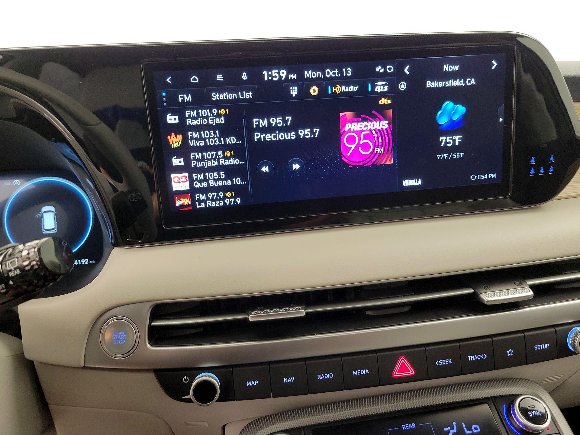 Thumbnail: 2023 Hyundai Palisade - 16