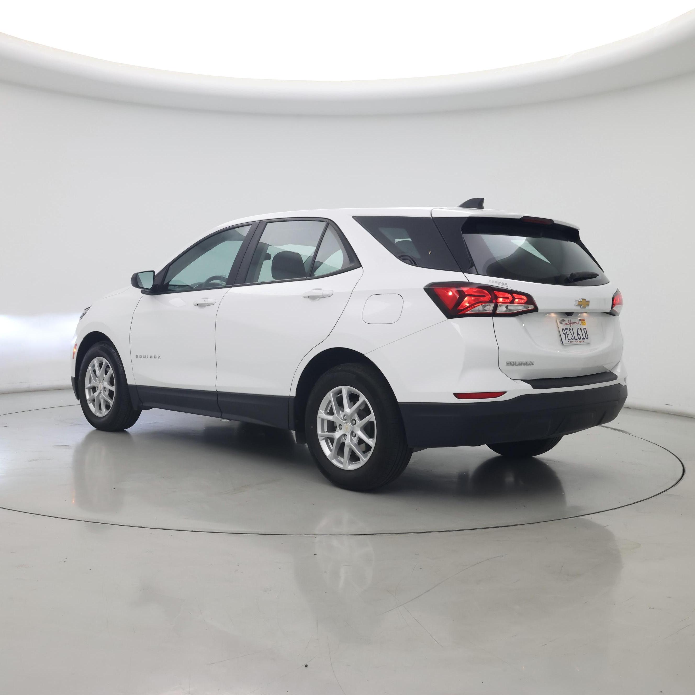 Thumbnail: 2022 Chevrolet Equinox - 2